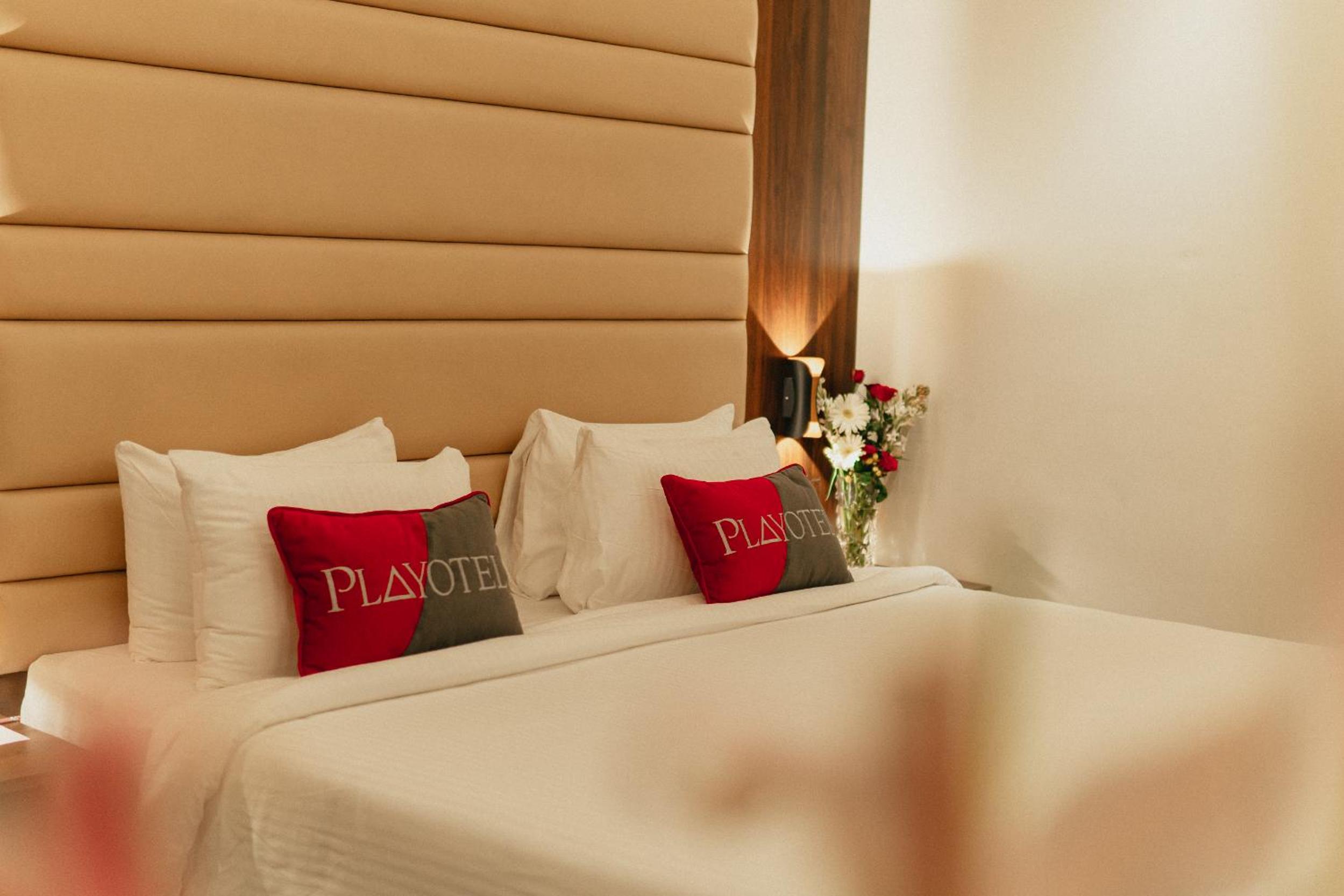 Deluxe Double Room - Photo 12