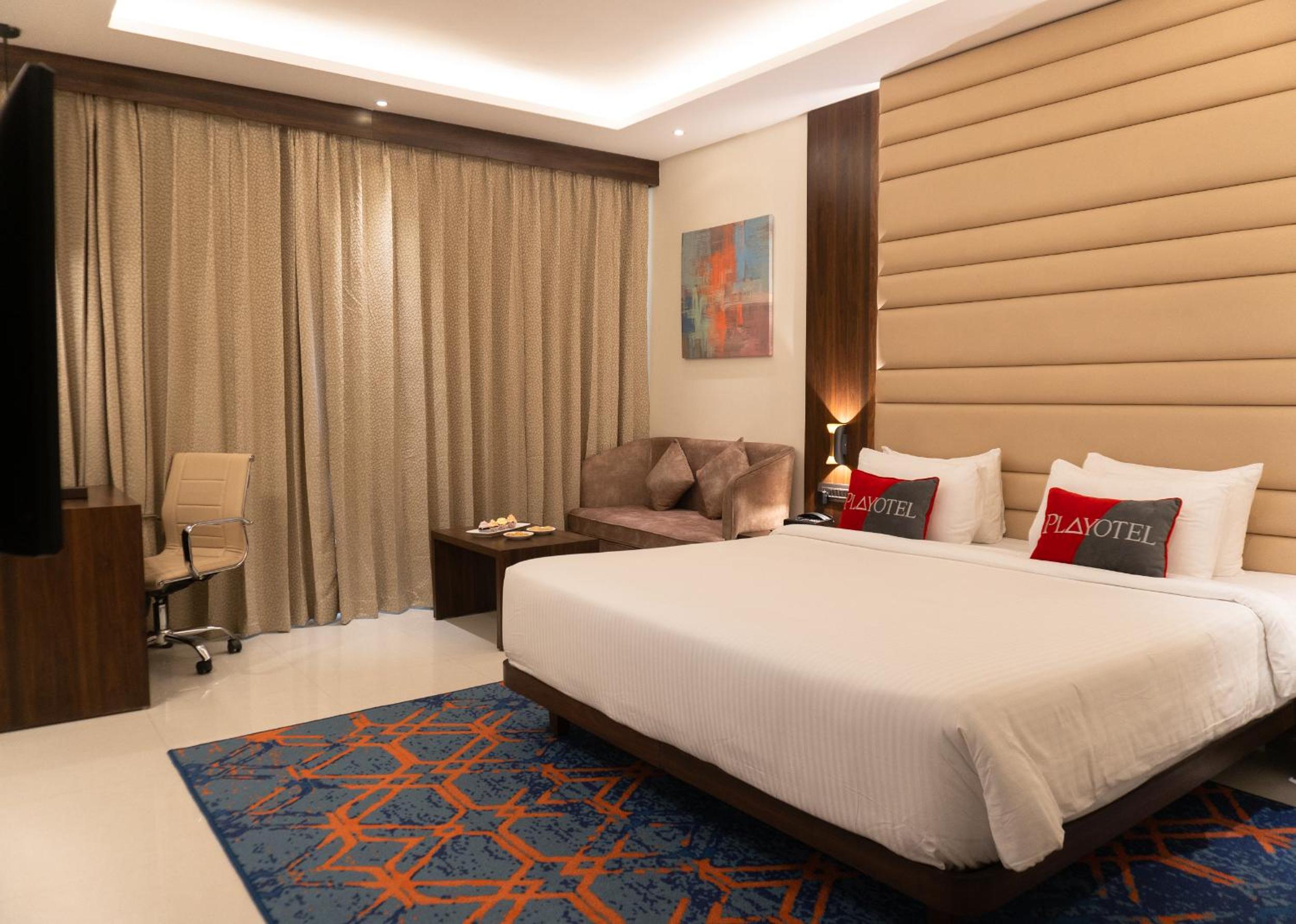 Deluxe Double Room - Photo 8