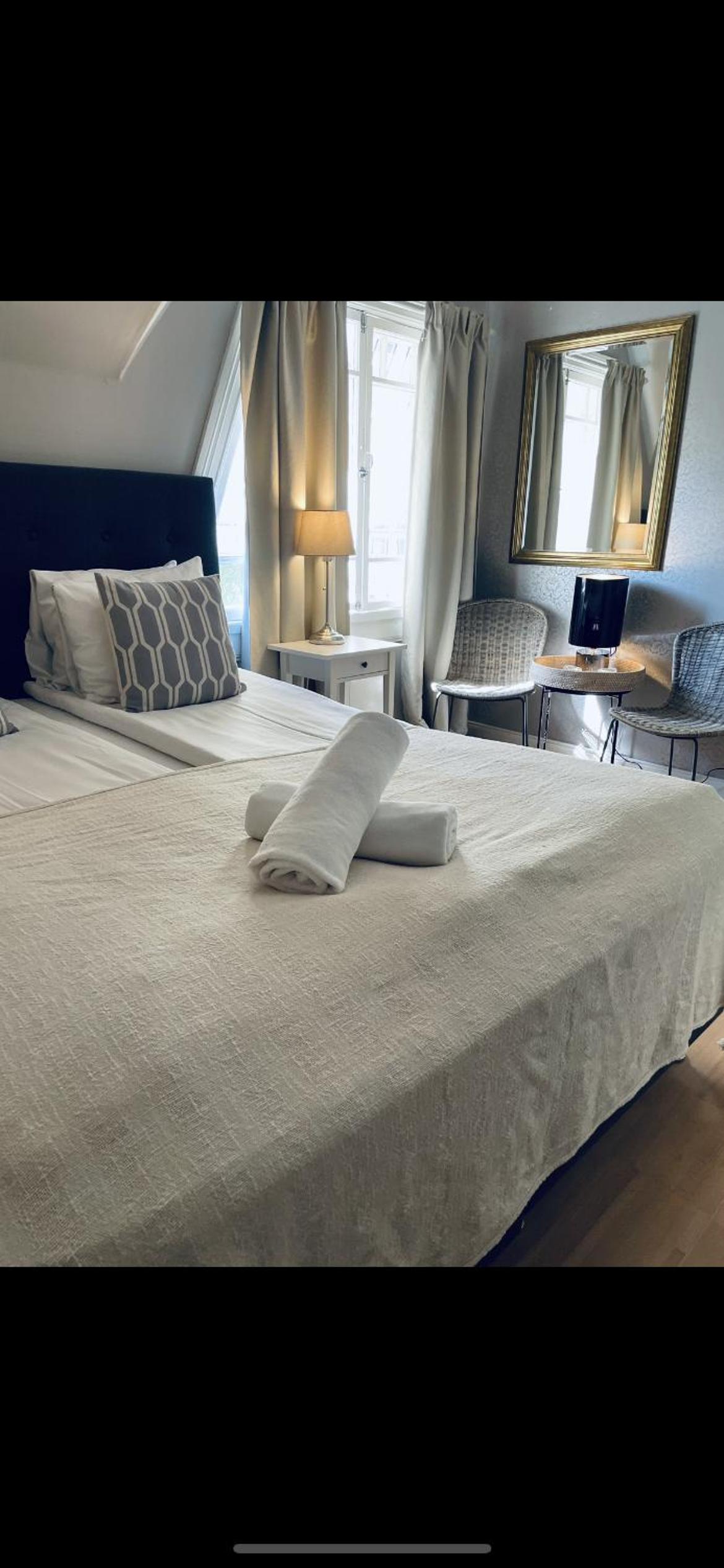 Double Room - Photo 1