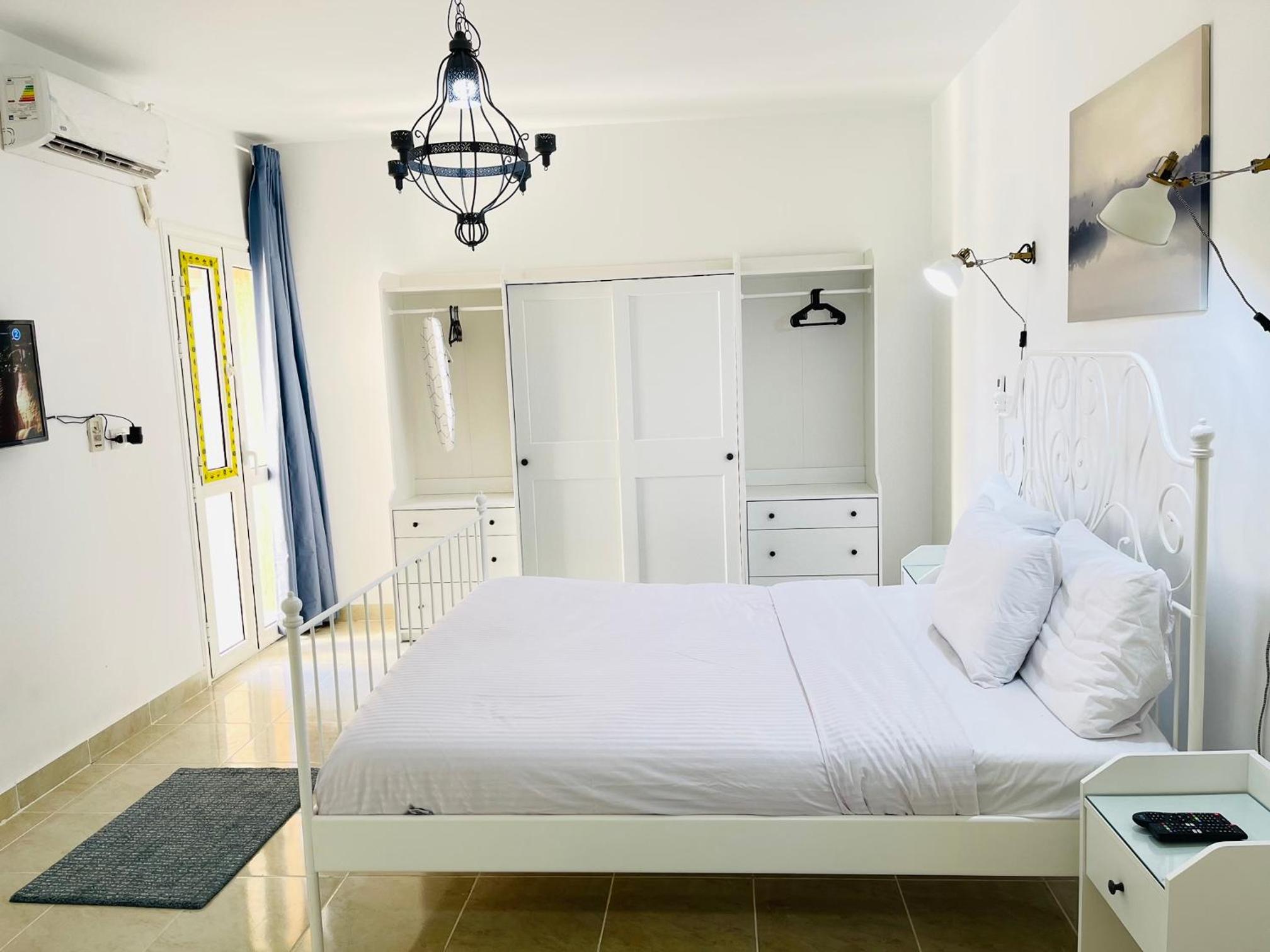 Apartment - Photo 23