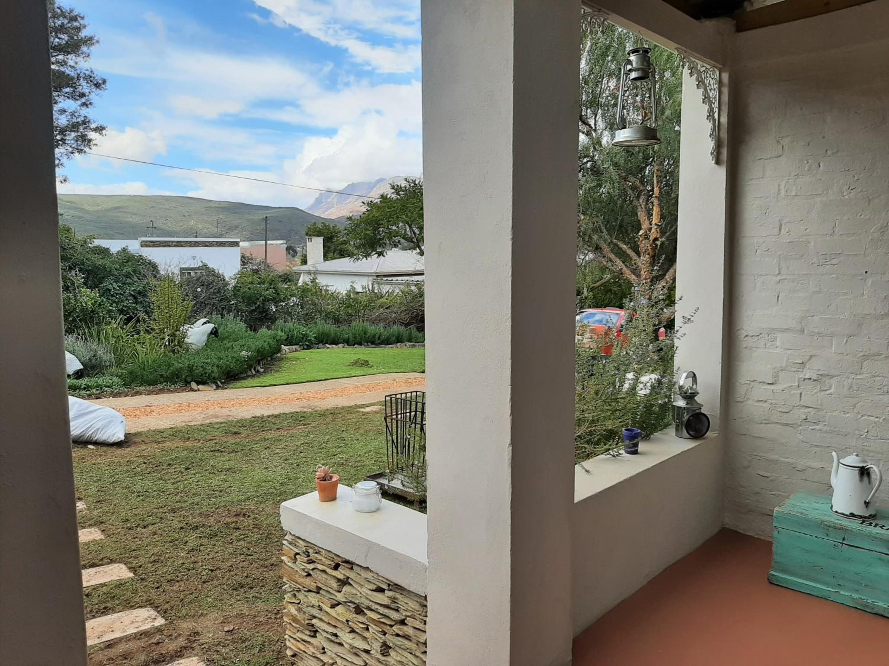Deluxe Double Room with Balcony photo 3