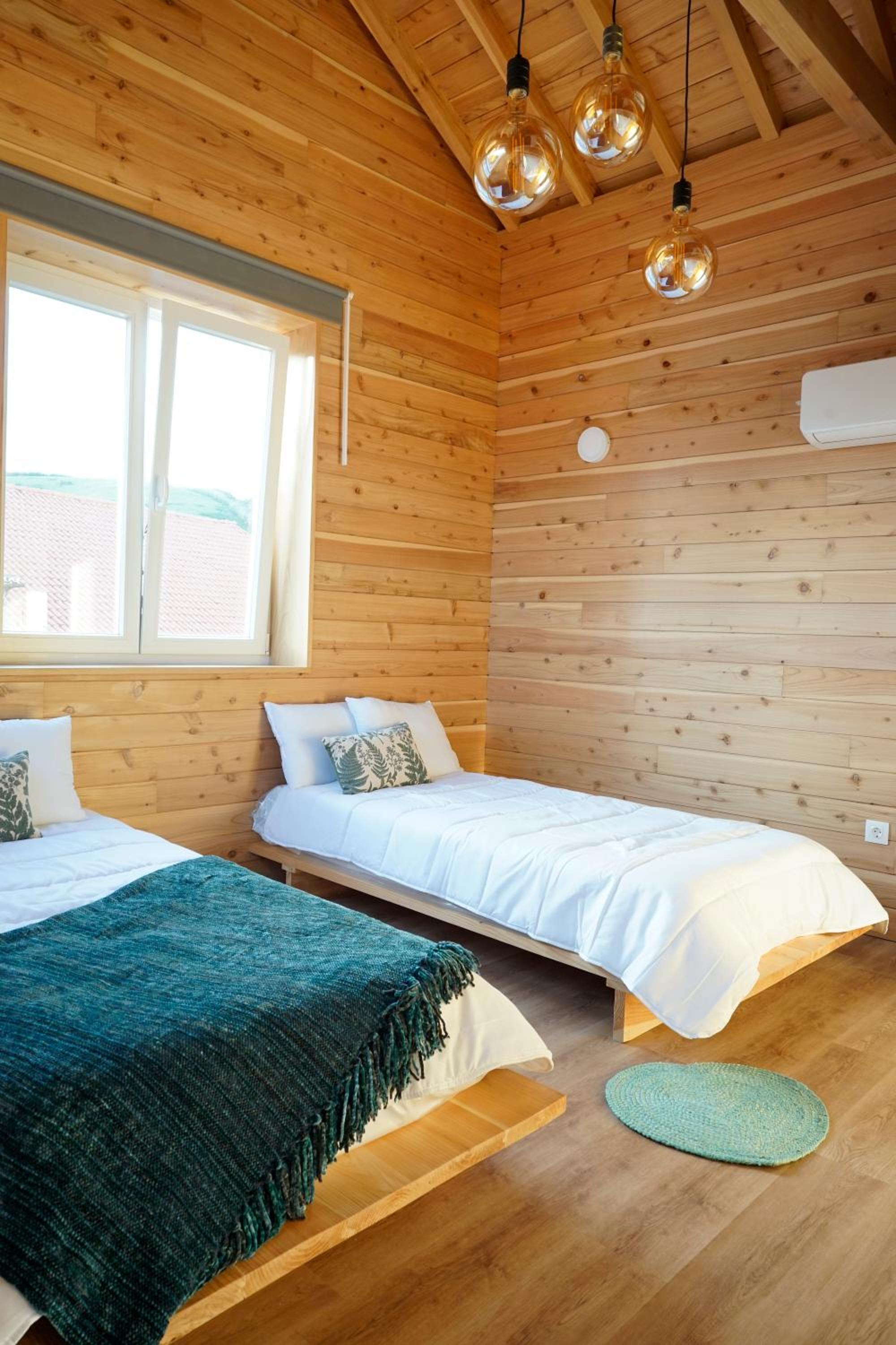 Twin Room - Photo 8