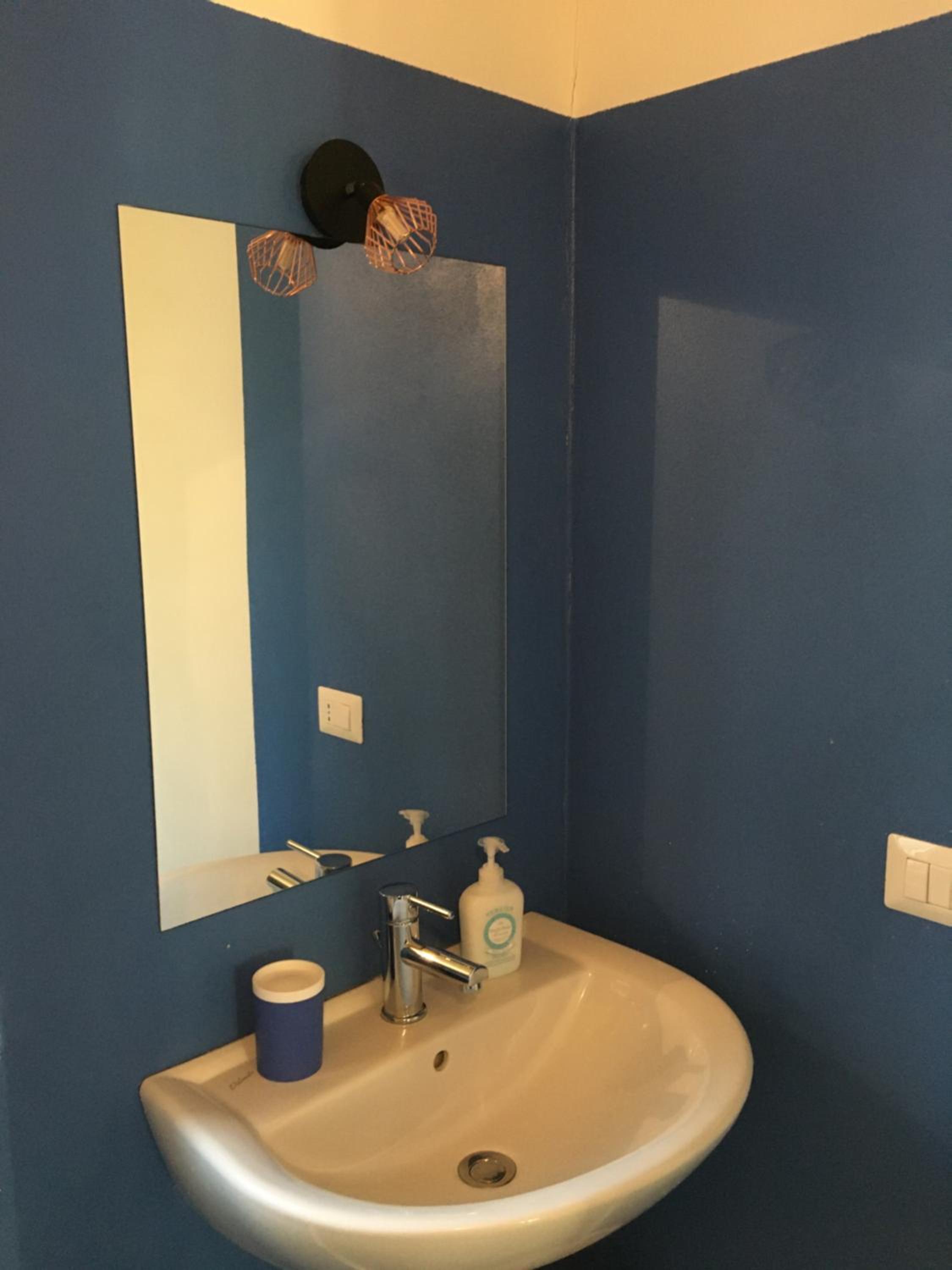 Deluxe Double Room (2 Adults + 1 Child) - Photo 23