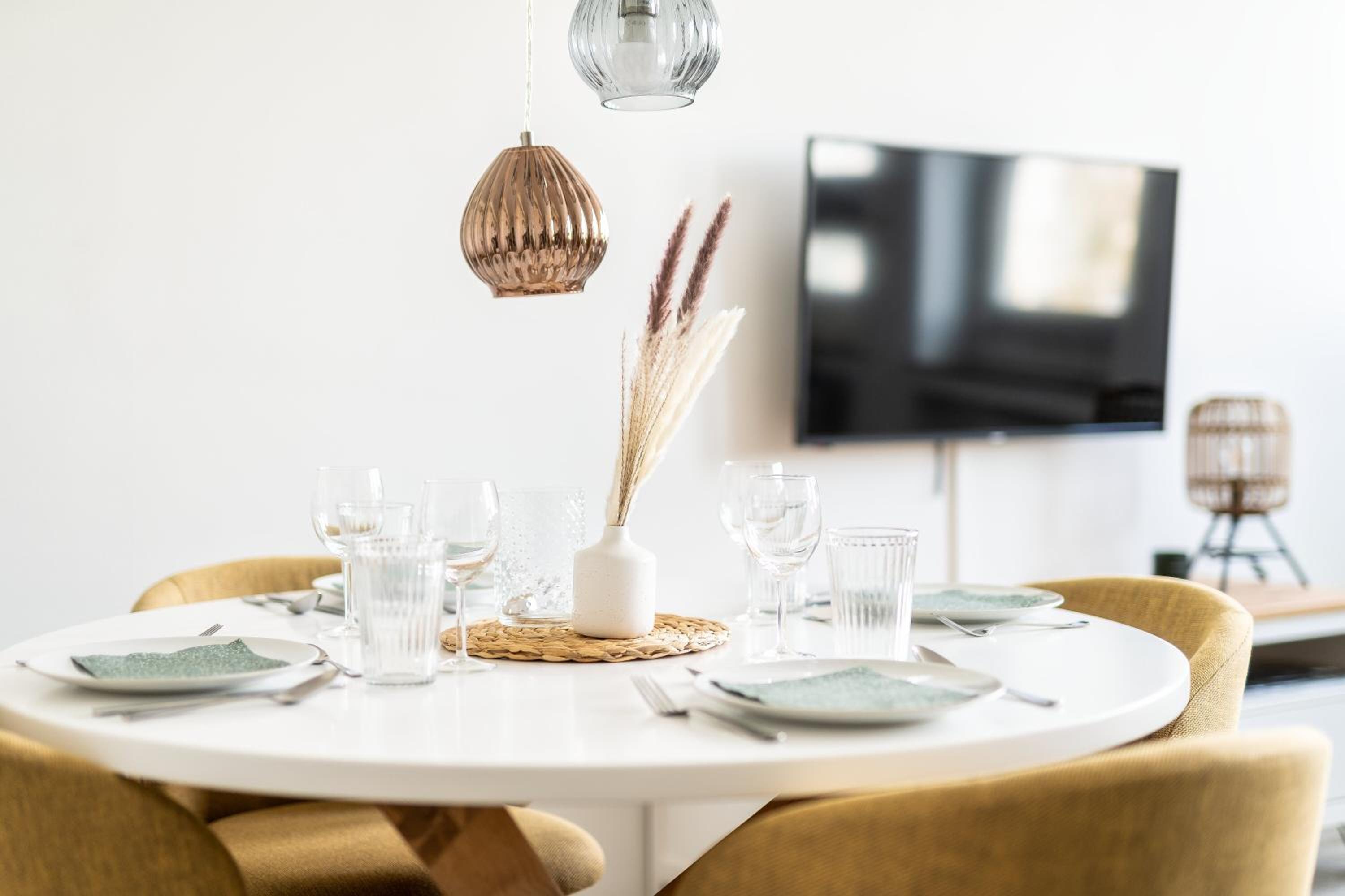 Suite Apartment - Photo 12