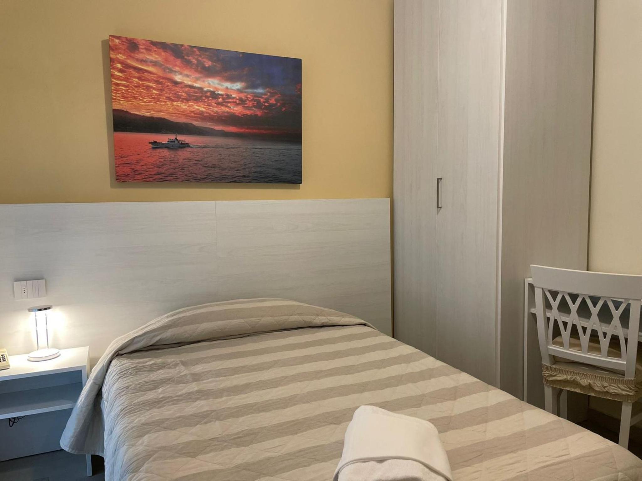 Single Room with Balcony and Sea View