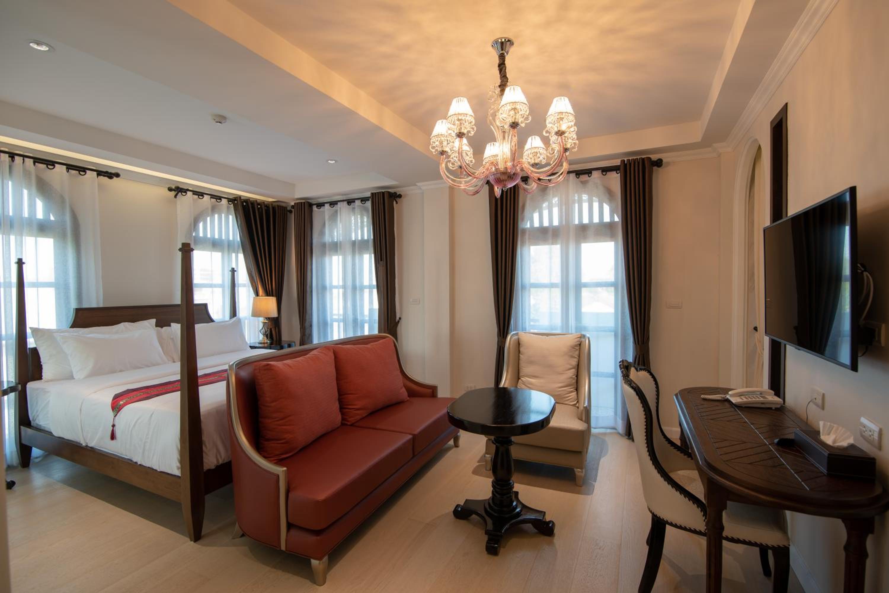 King Room with Spa Bath - Photo 15