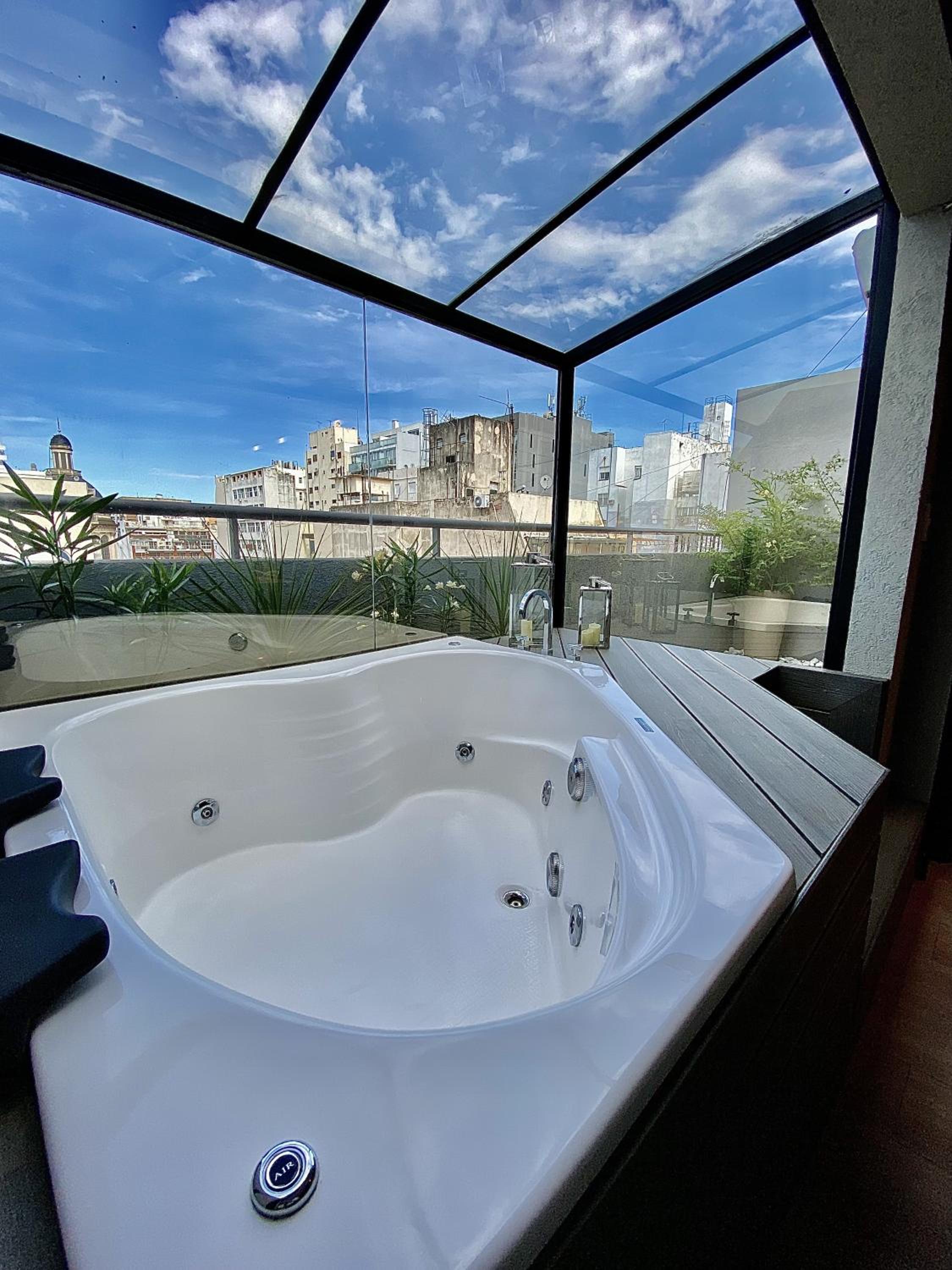 Double Deluxe Room with Balcony photo 3