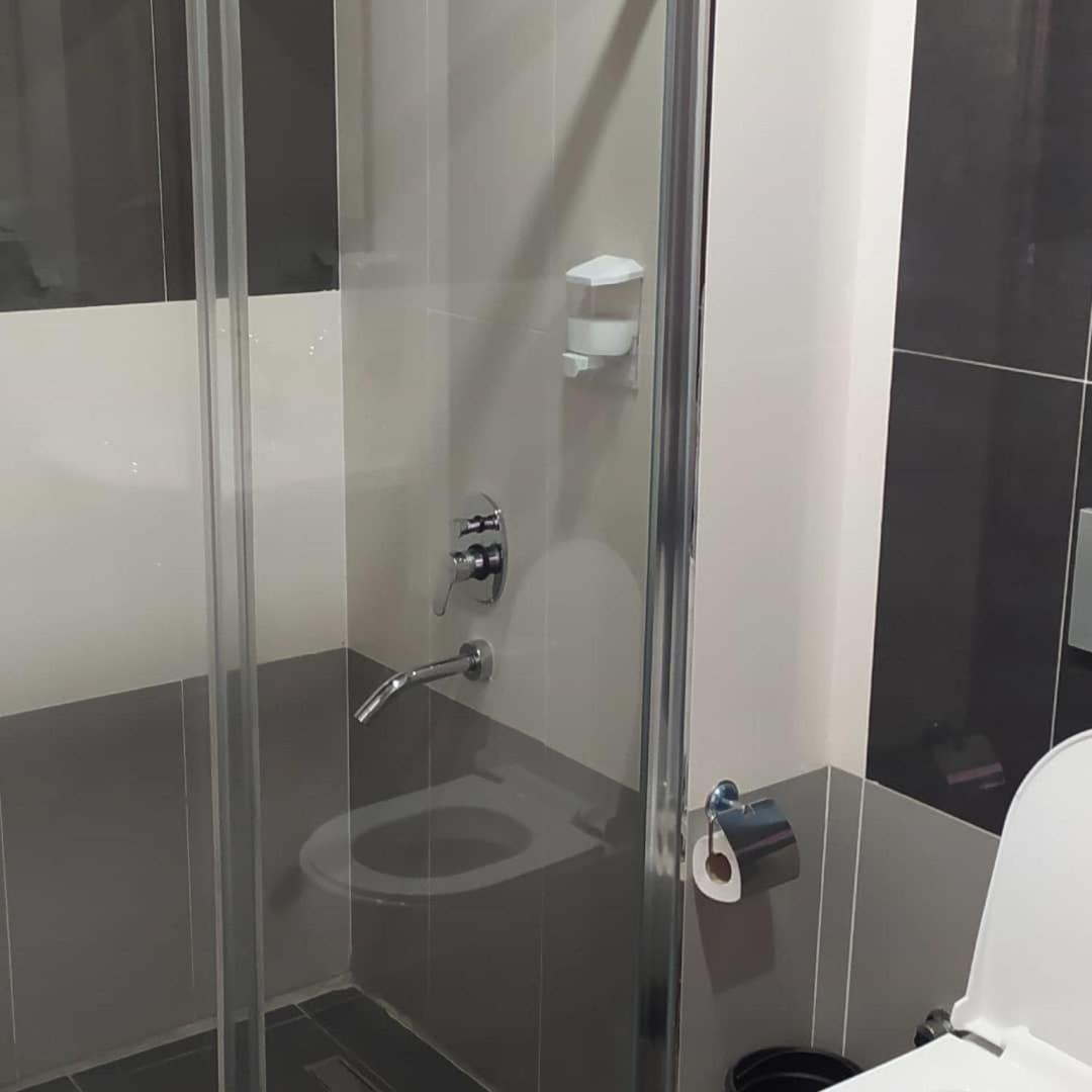 Superior Suite - Photo 6
