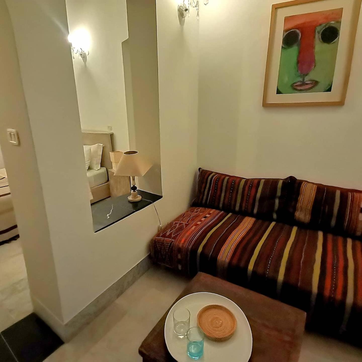 Deluxe Room - Photo 1