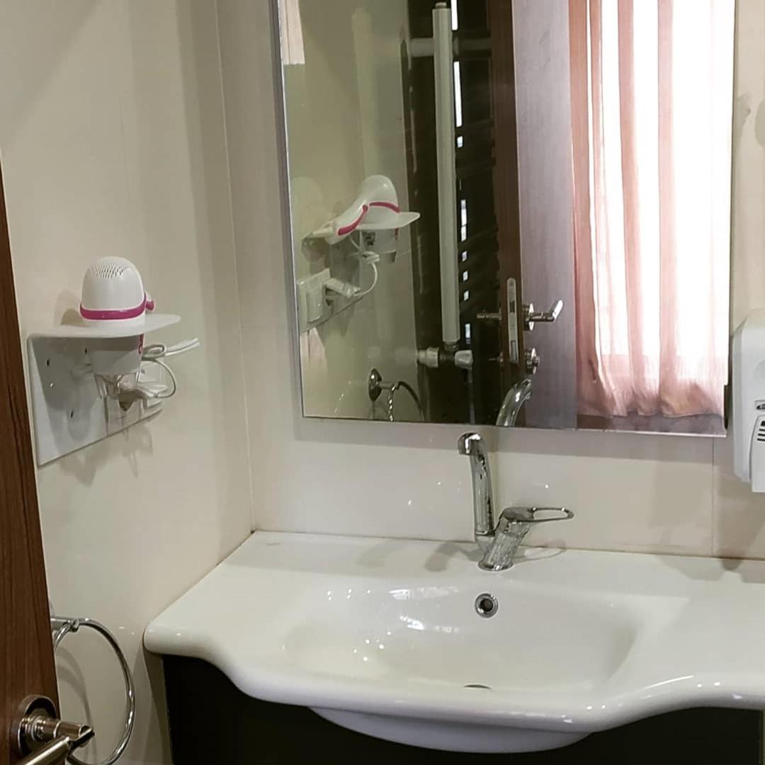 Superior Suite - Photo 5