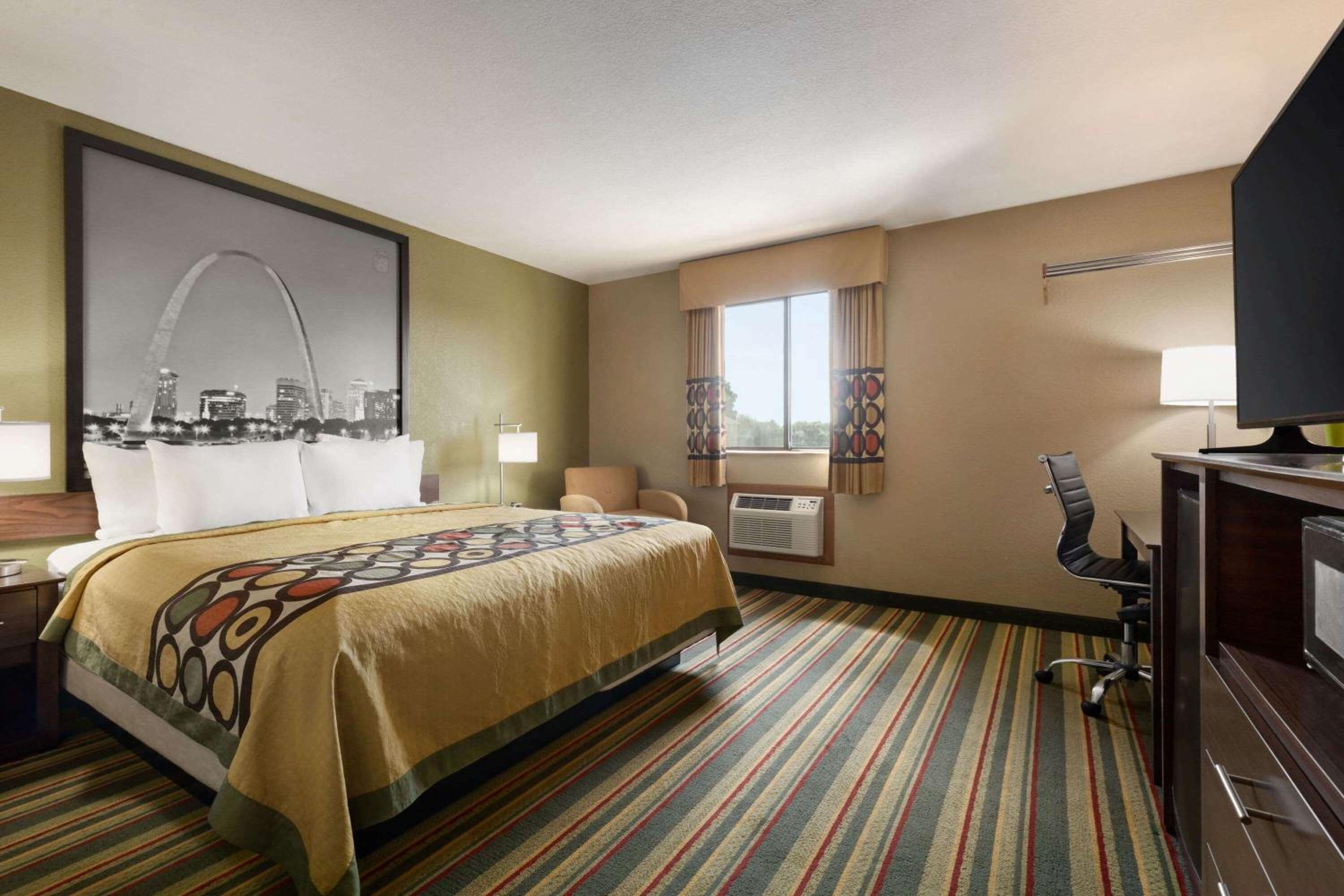 King Room- Non-Smoking - Photo 1