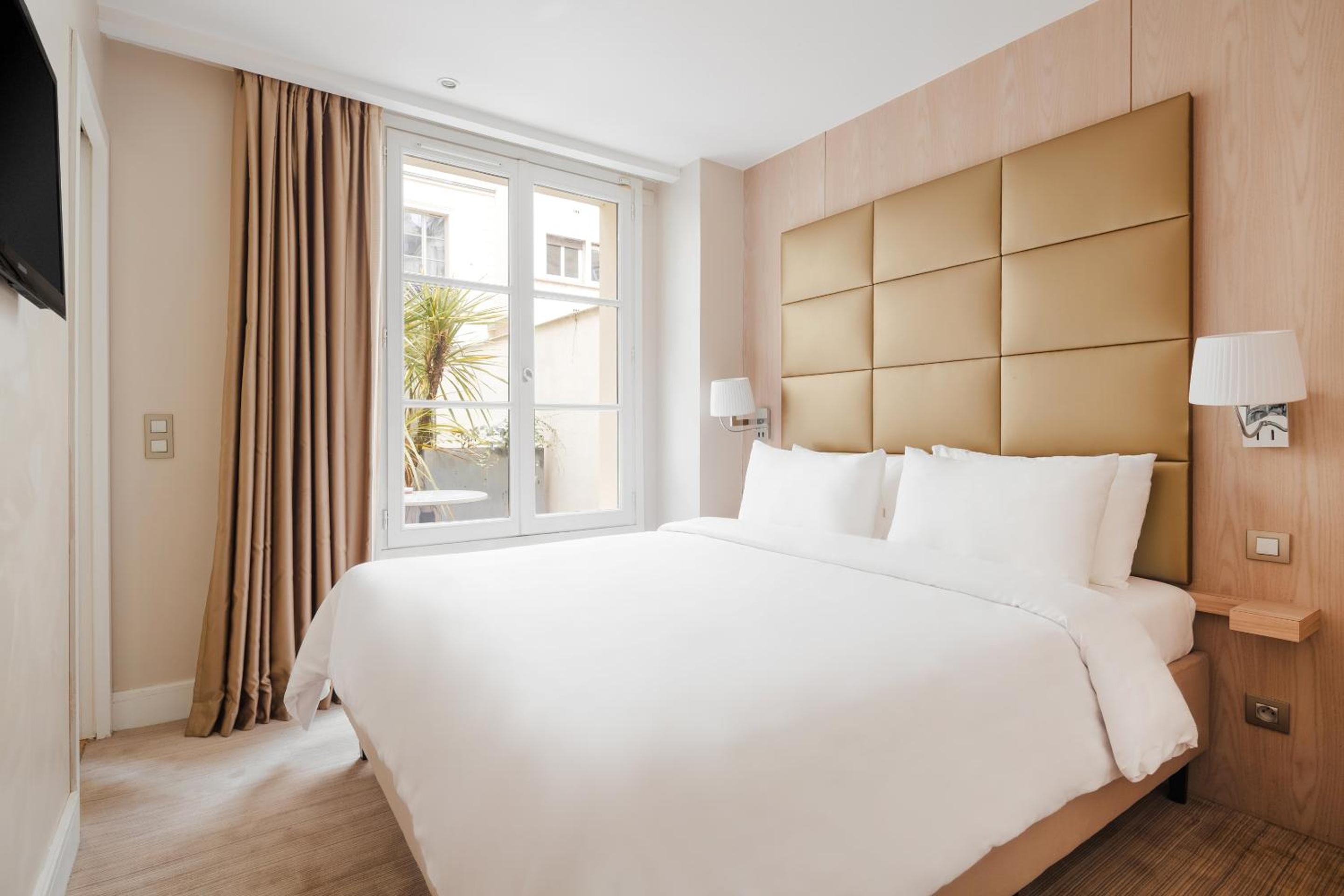 Suite With Terrace photo 3
