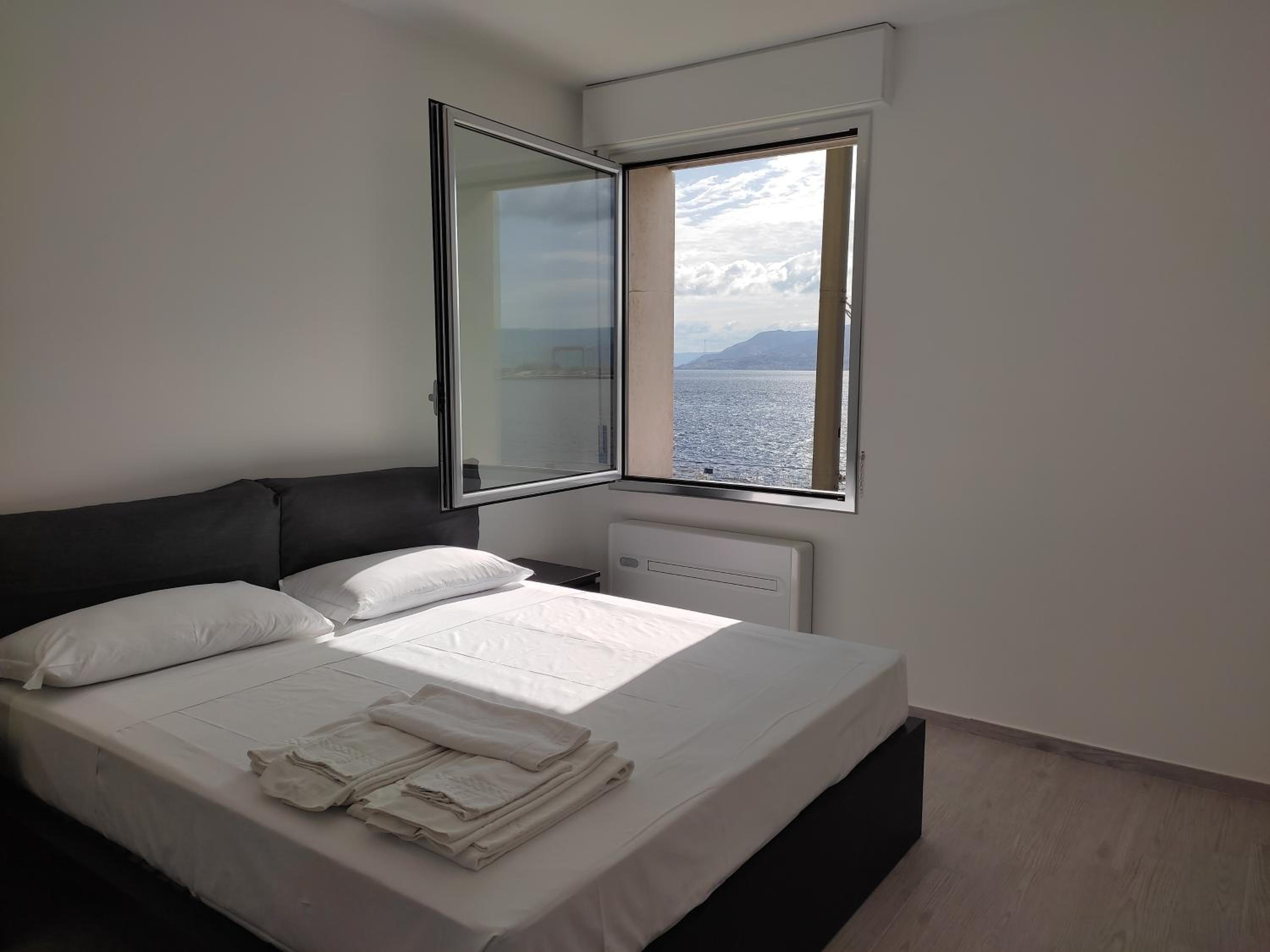 Apartment With Sea View