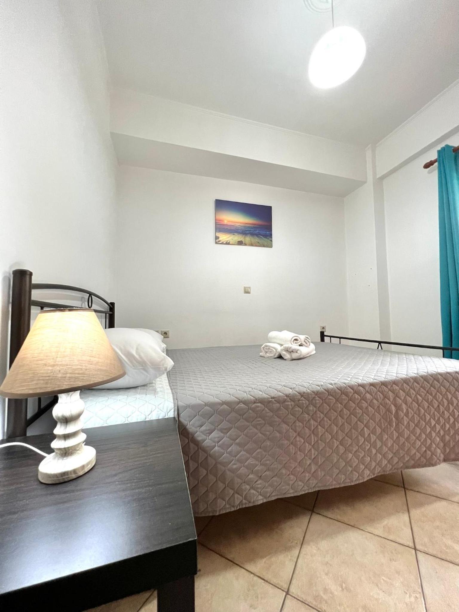 One-Bedroom Apartment - Photo 8