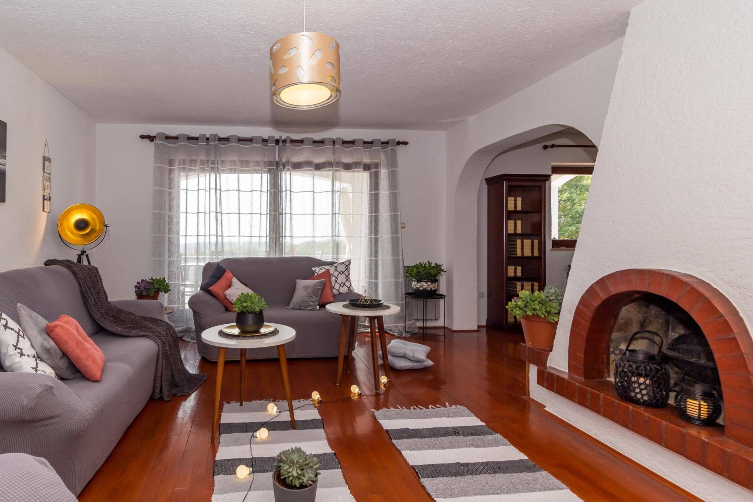 Four-Bedroom House photo 1