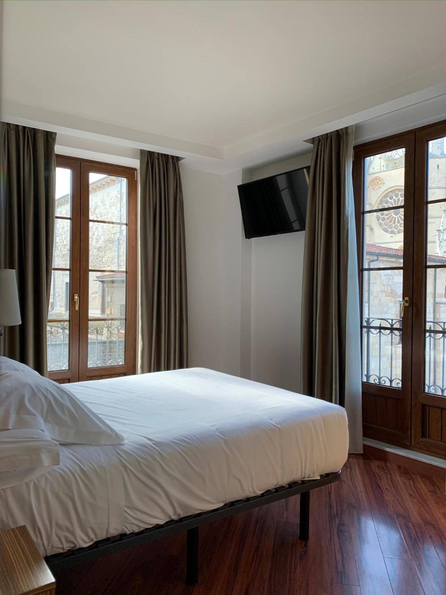 Habitación Queen con Balcón