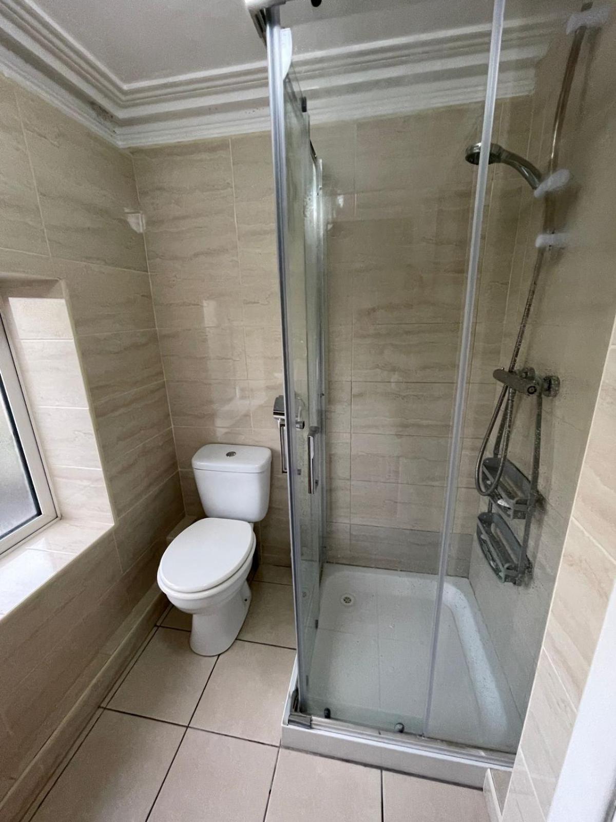 Studio Apartment photo 3