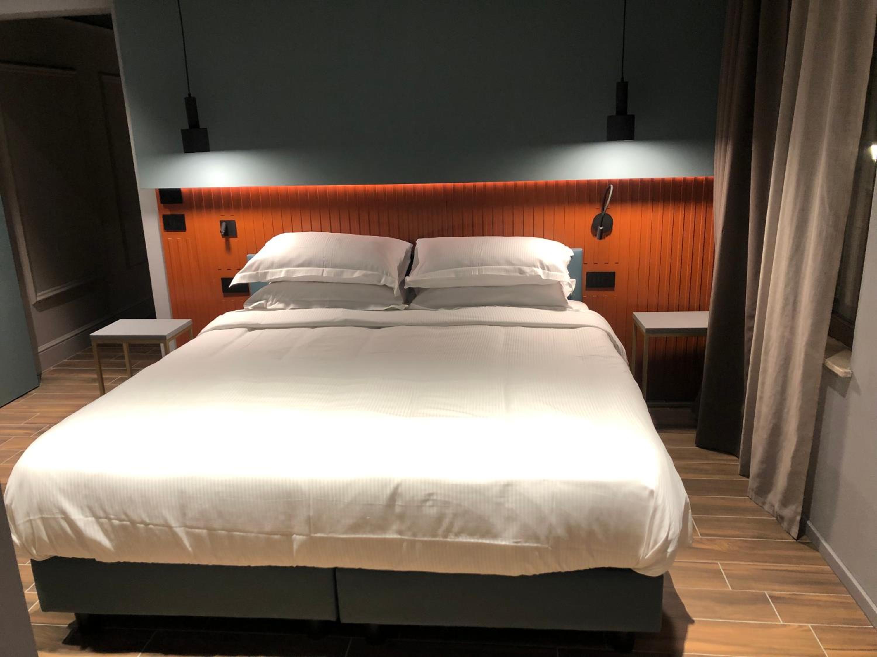 Double Room with Private Bathroom photo 1