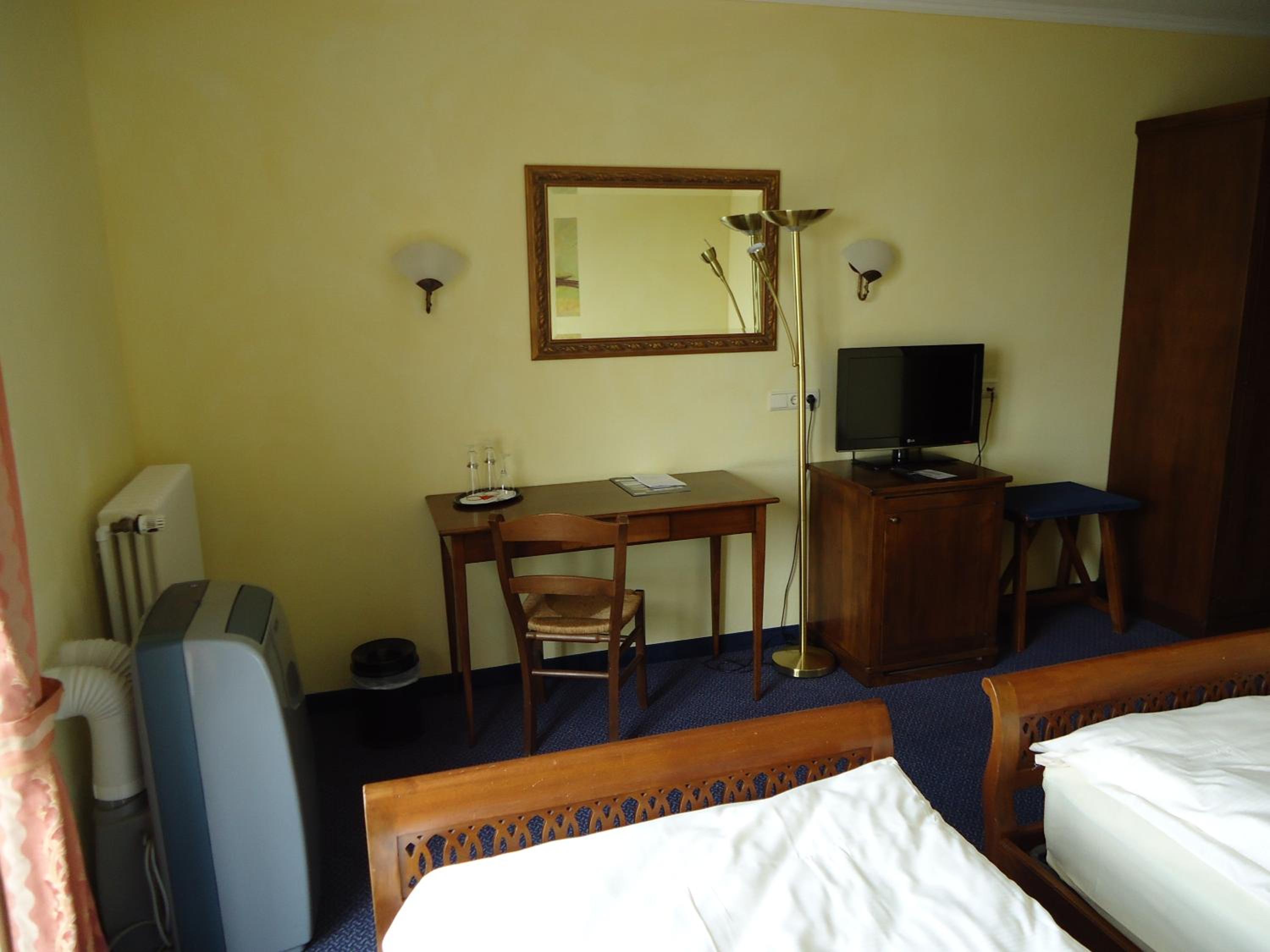 Standard Single Room photo 3