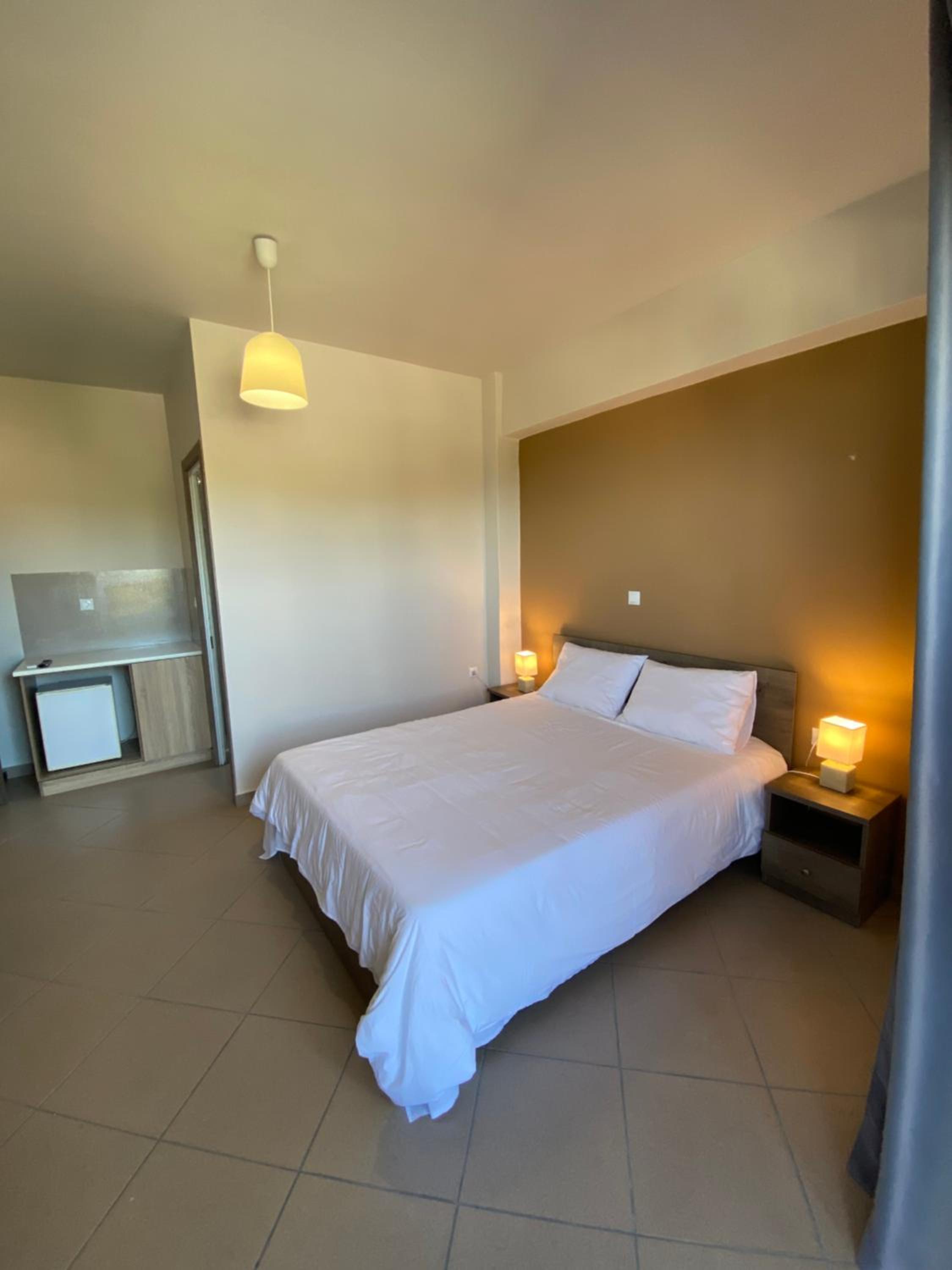 Double Room with Private Bathroom - Photo 6