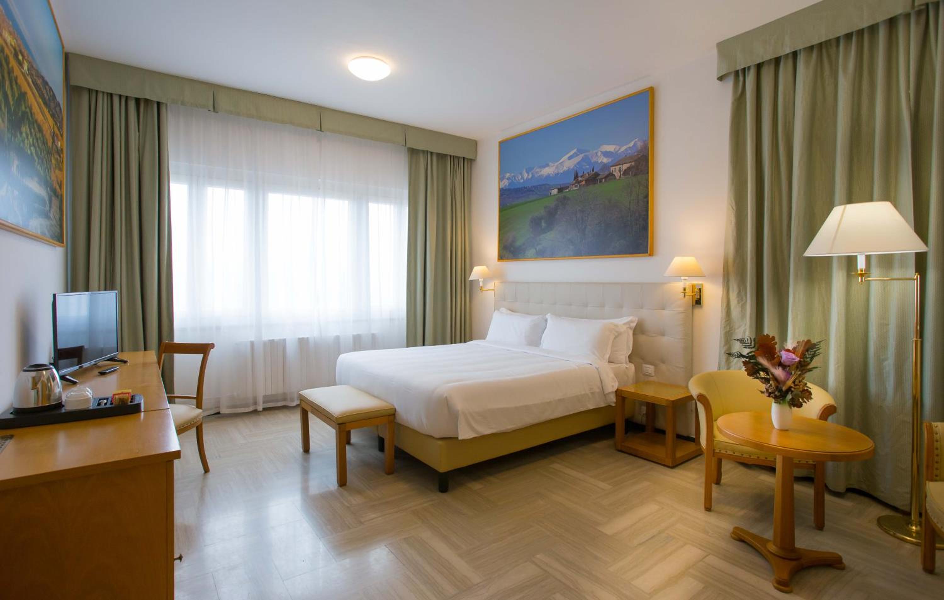 Superior Suite photo 3