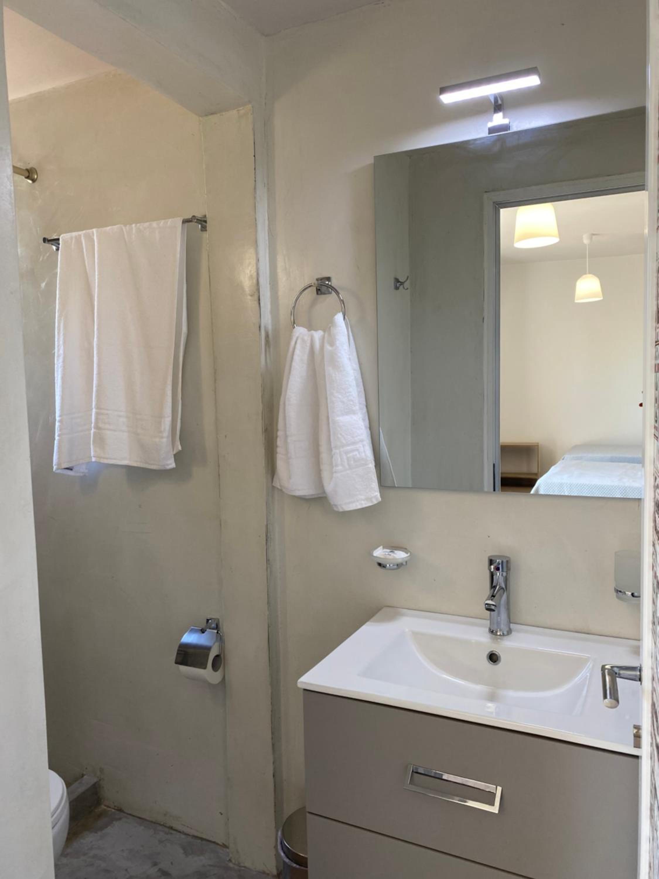 Triple Room - Photo 14