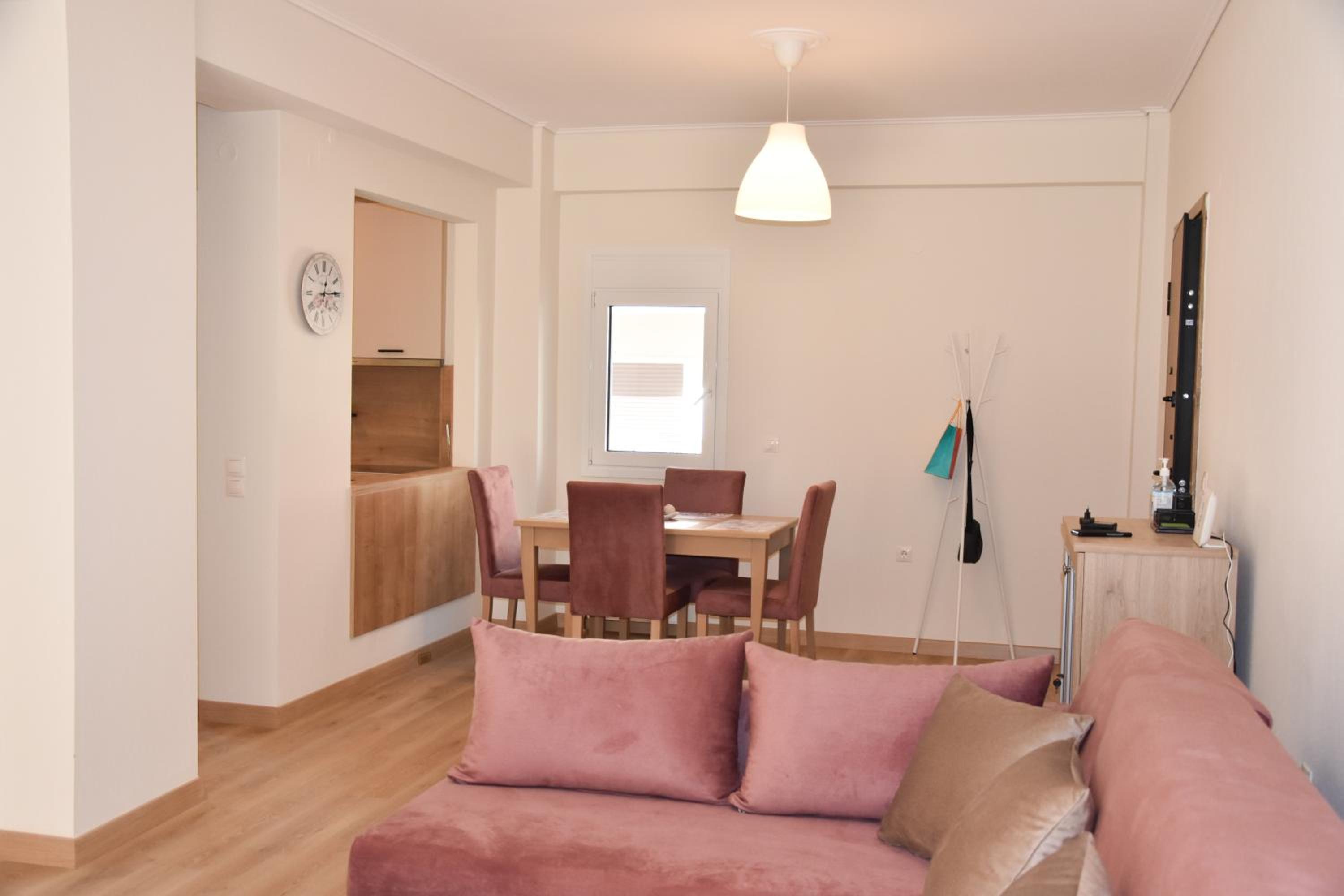Two-Bedroom Apartment - Photo 19