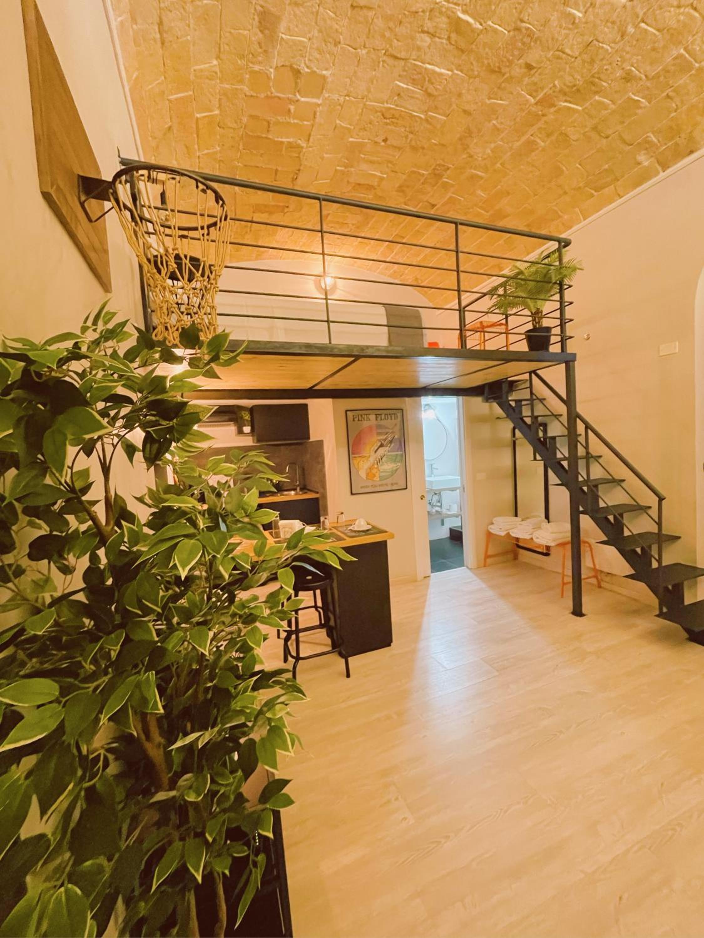 Superior Studio
