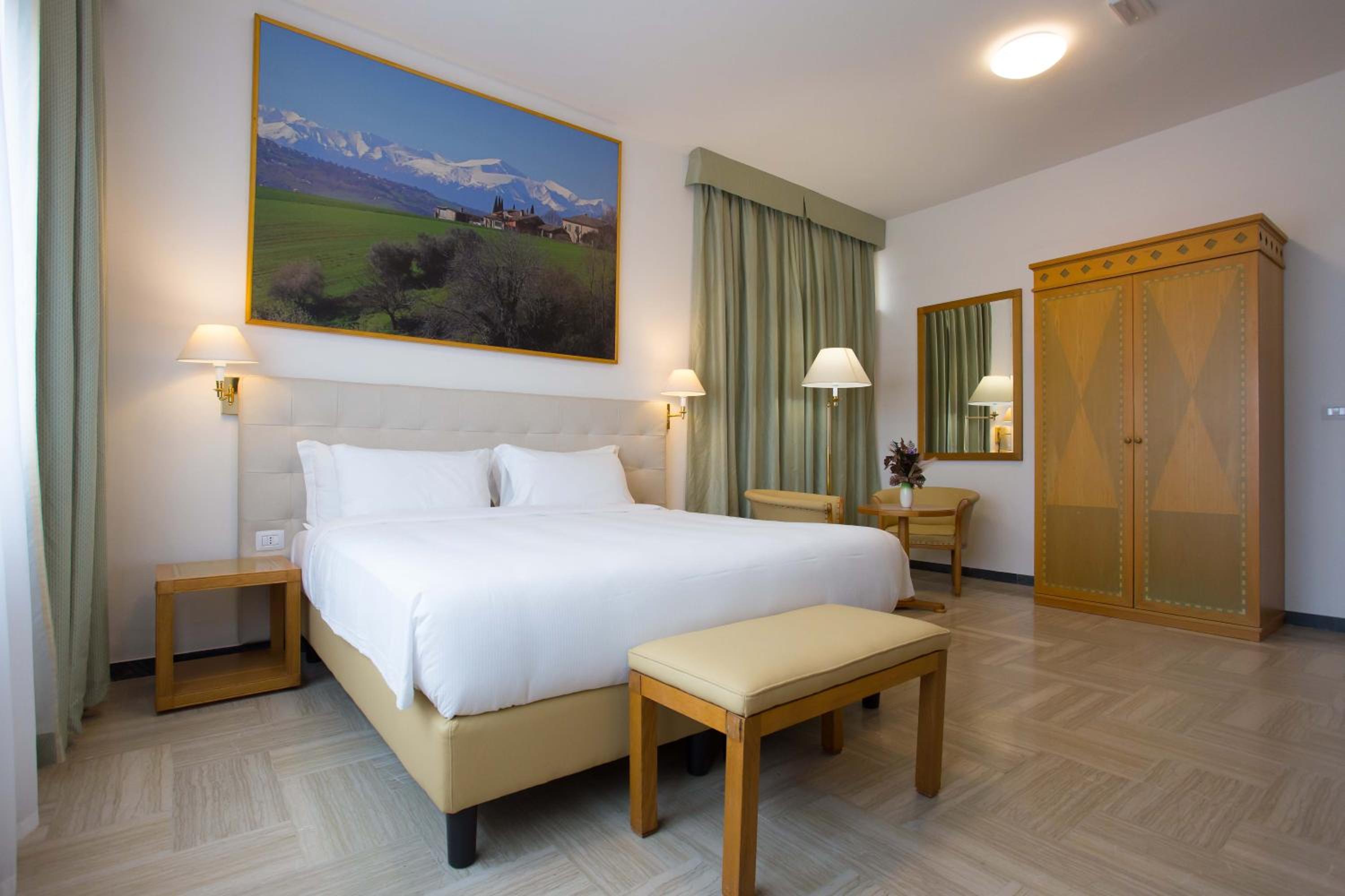 Superior Suite photo 1