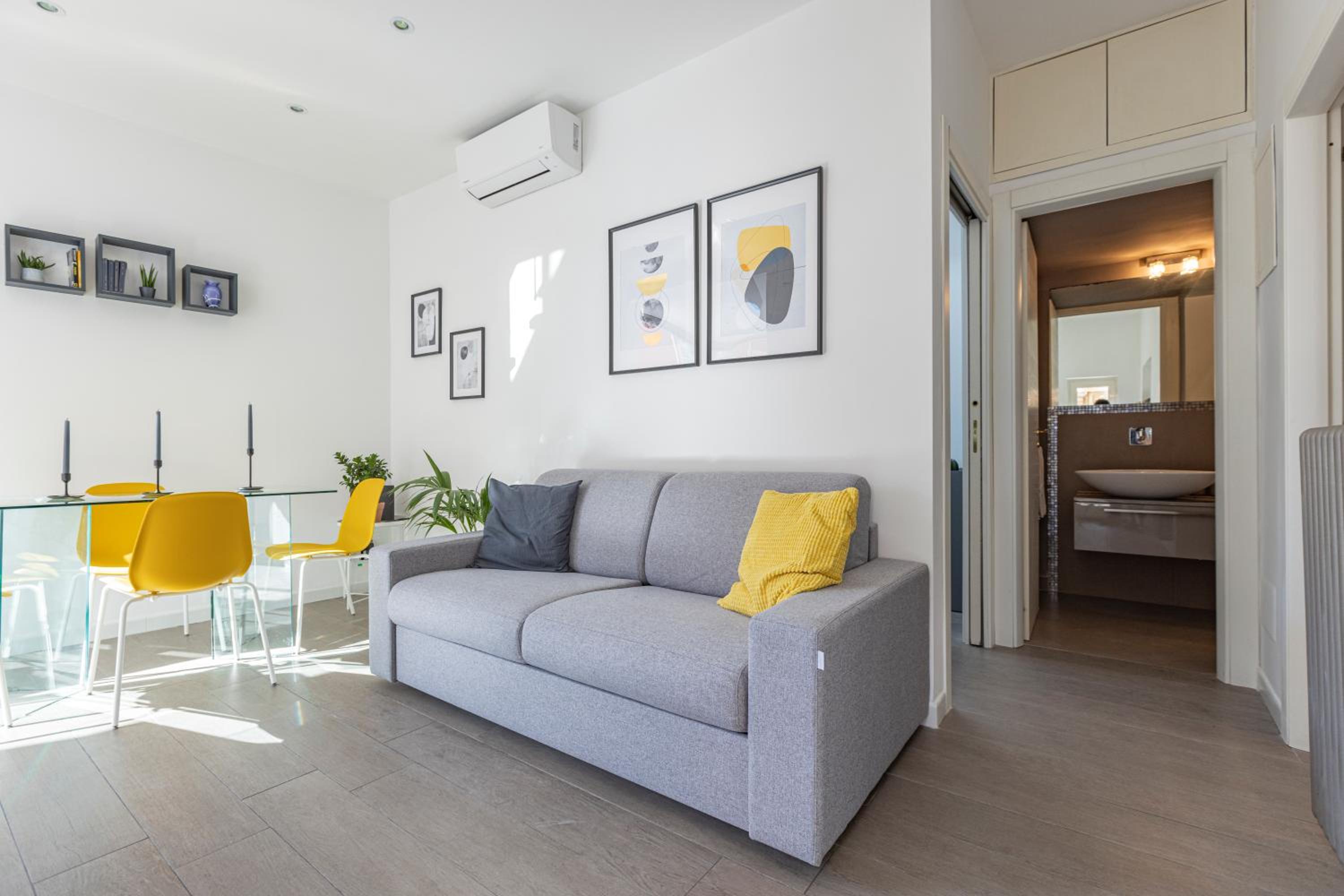 One-Bedroom Apartment