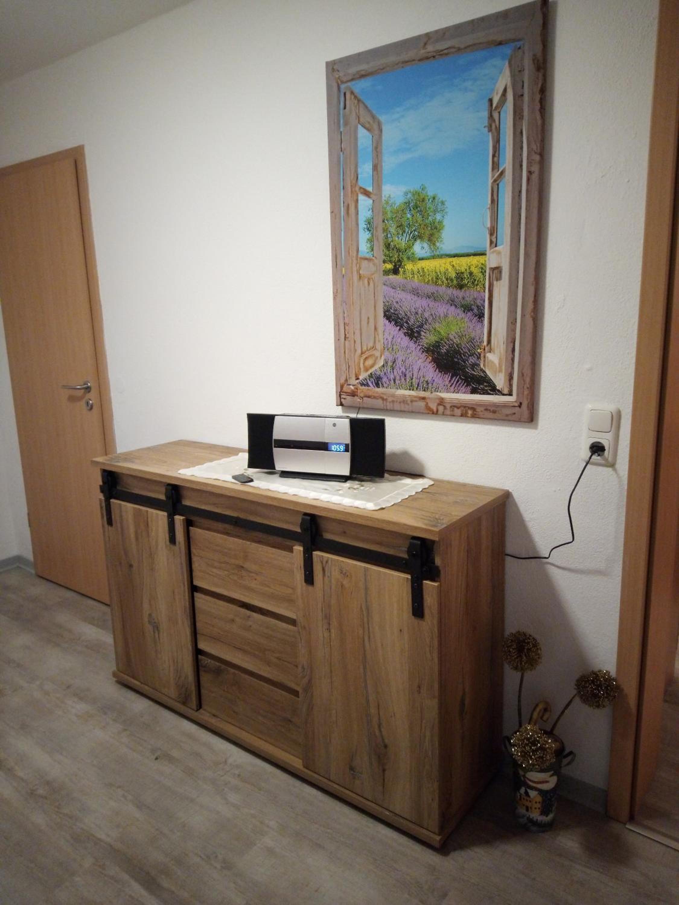 One-Bedroom Apartment - Photo 9