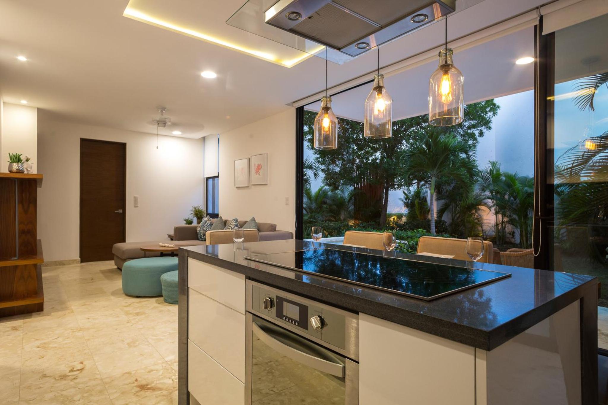 Apartment with Terrace - Photo 9