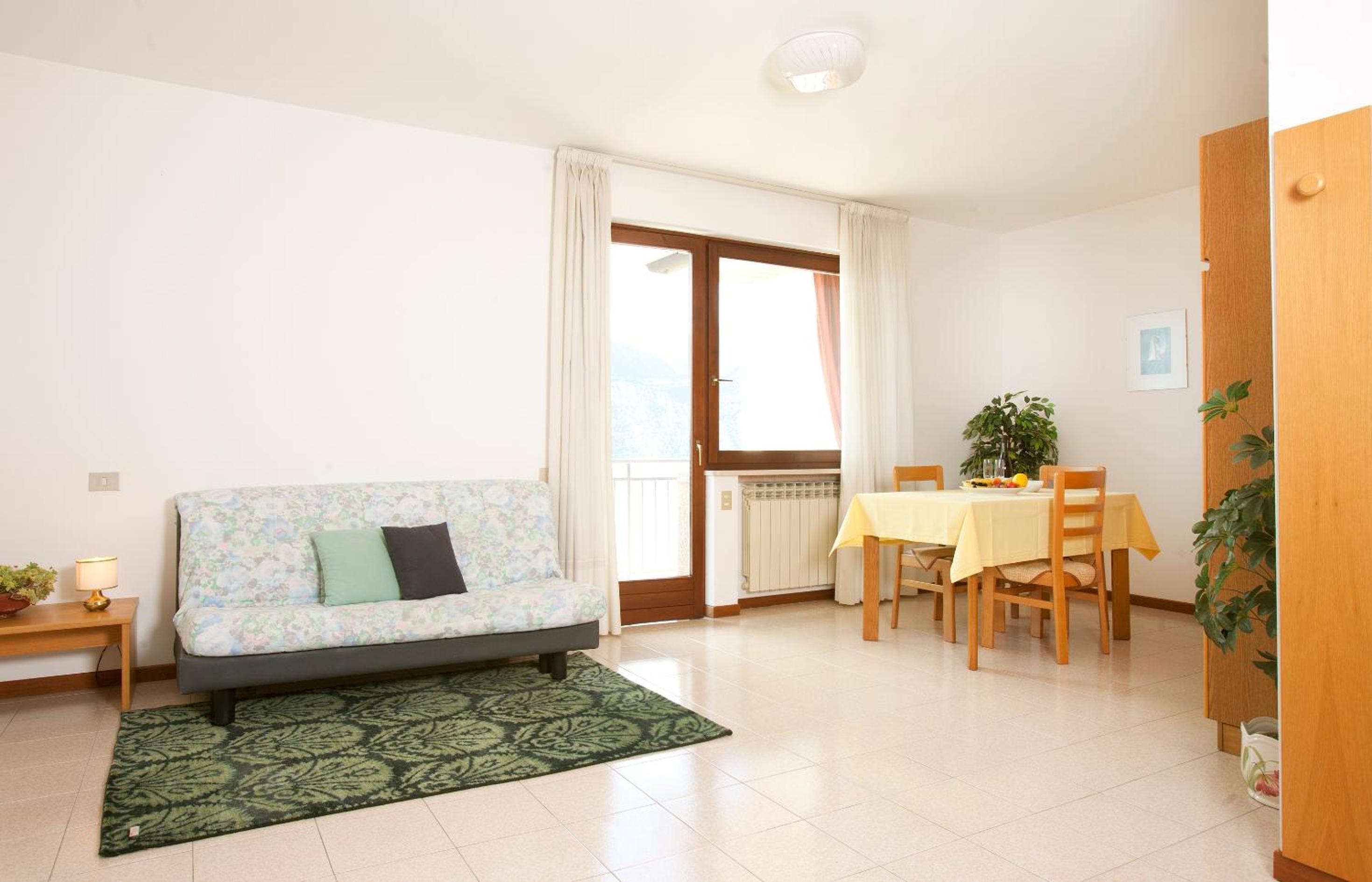 Studio Apartment (3 Adults)