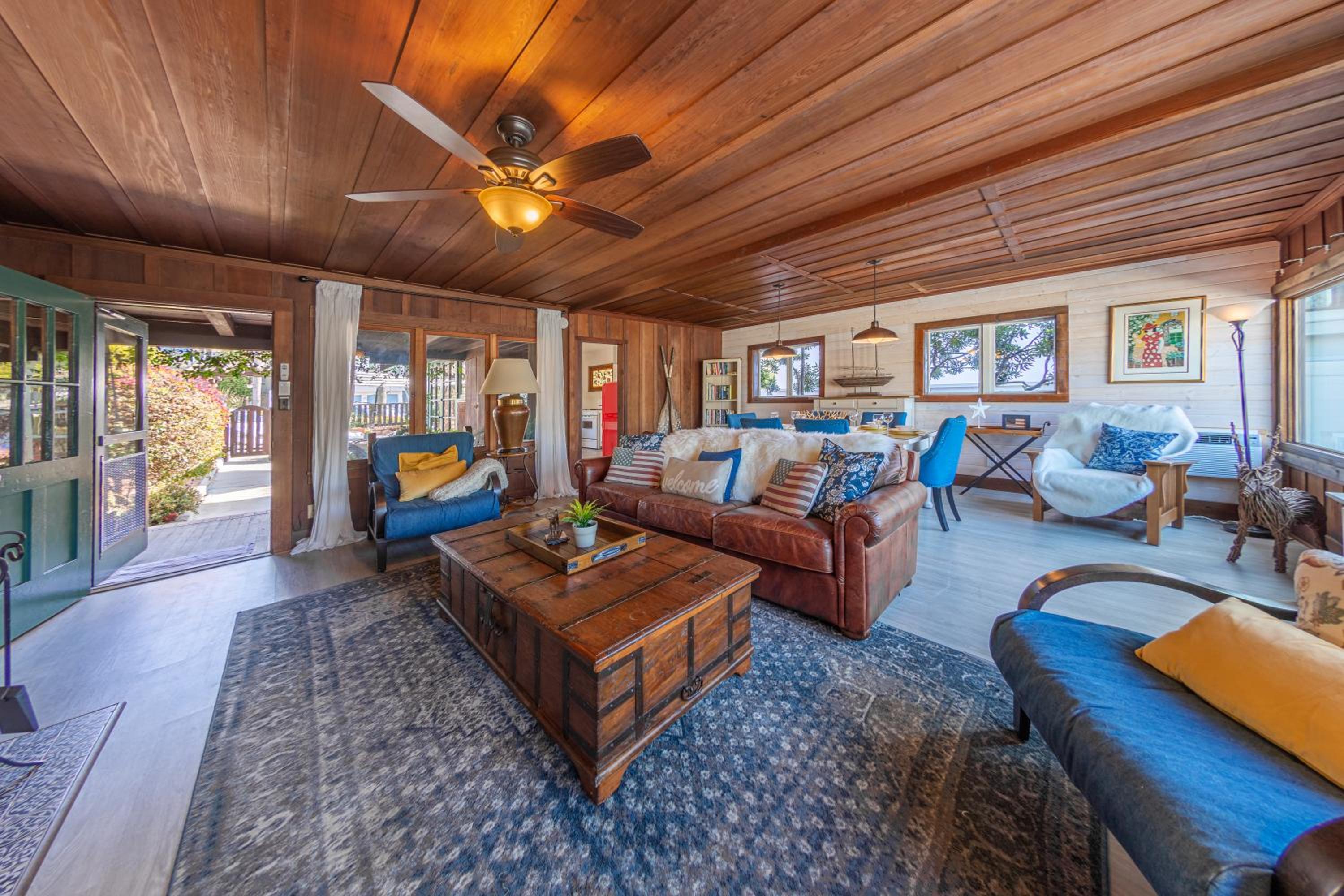 Two-Bedroom Cottage with Front Yard