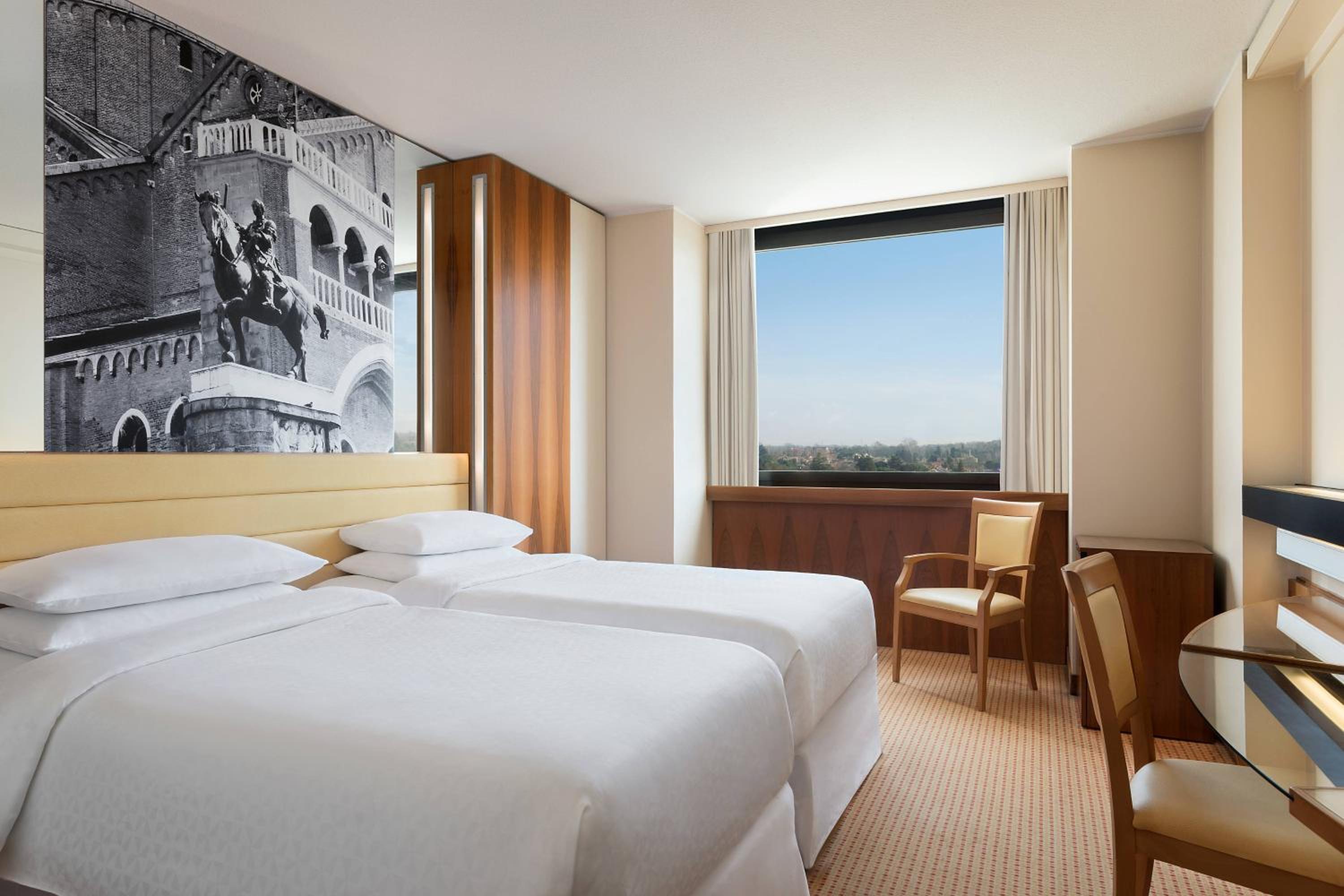 Classic Single, Smaller Guest room, 1 Twin/Single Bed(s)