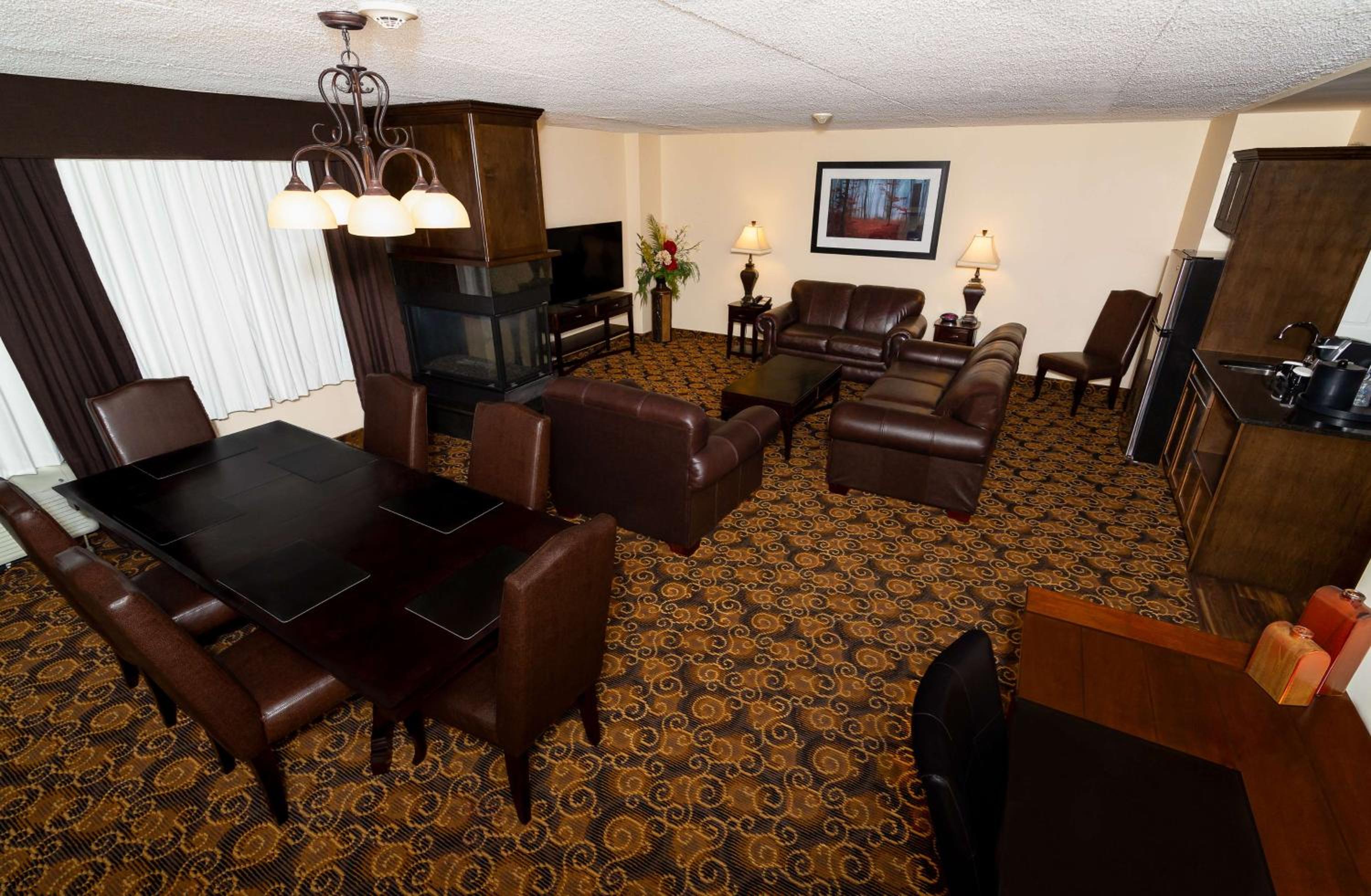King Room - Non-Smoking photo 3