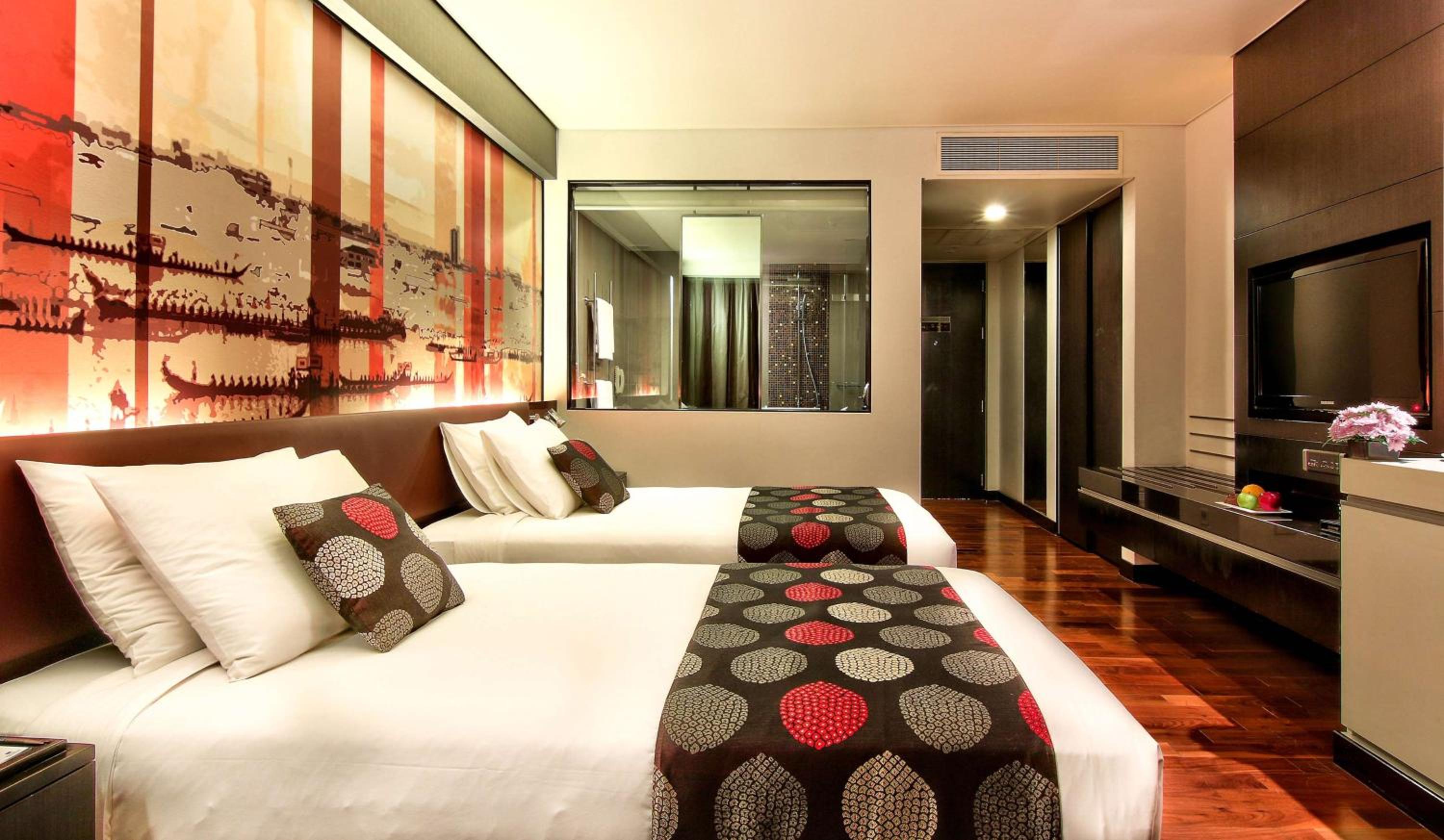Deluxe Room with City View photo 1