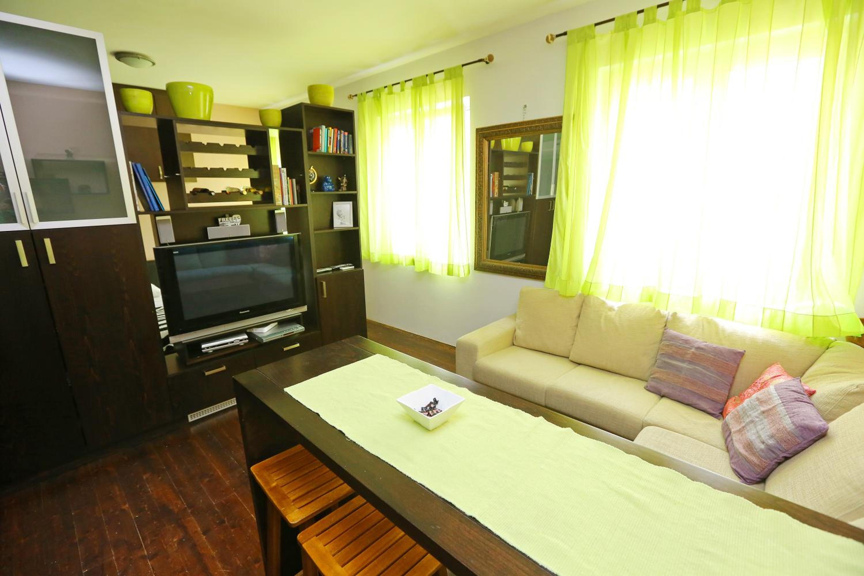 One-Bedroom Apartment - 12 Knezova Subica Bribirskih