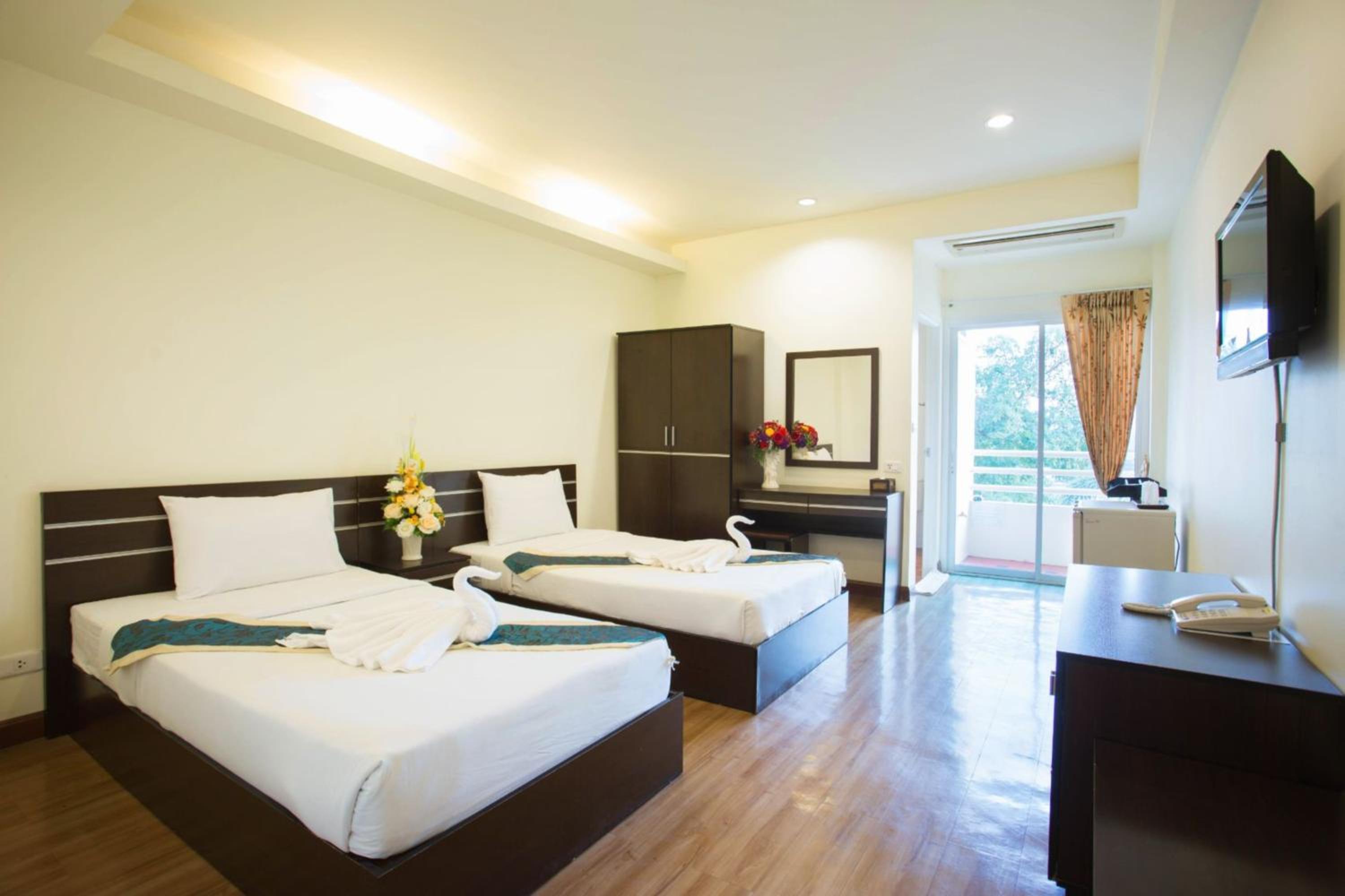 Standard Twin Room photo 1