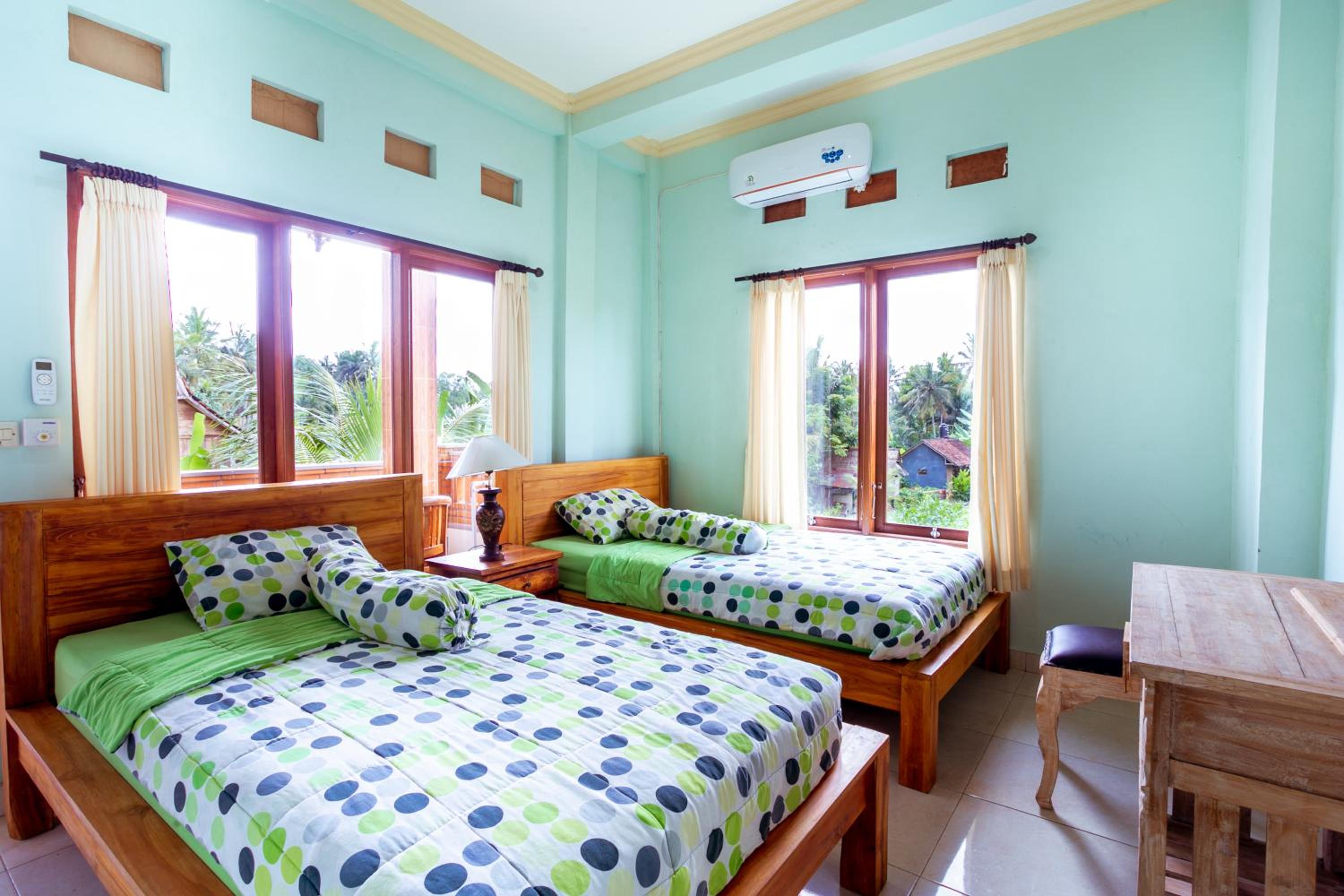 Standard Twin Room - Photo 6