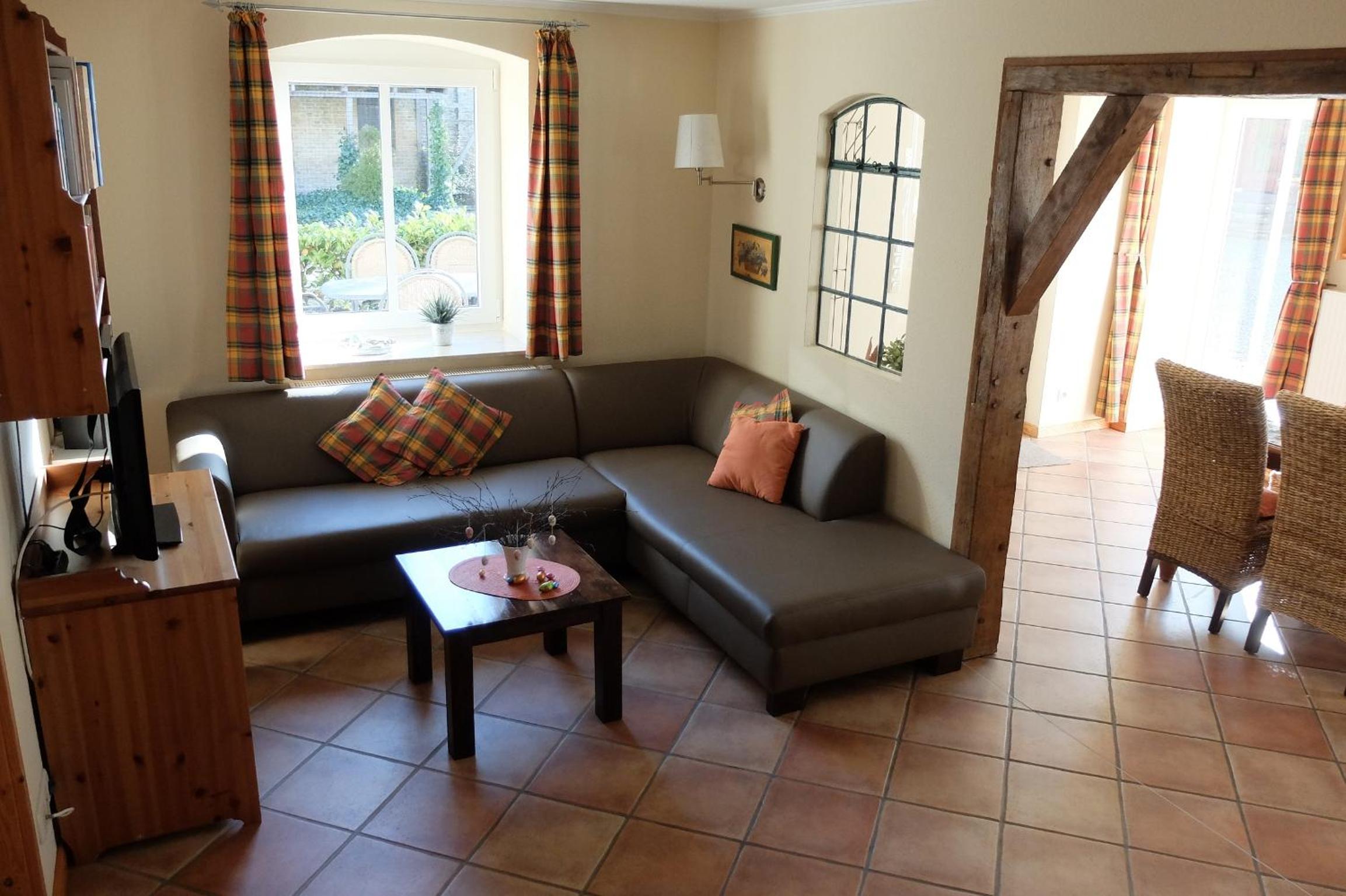 Four-Bedroom Apartment with Terrace photo 1