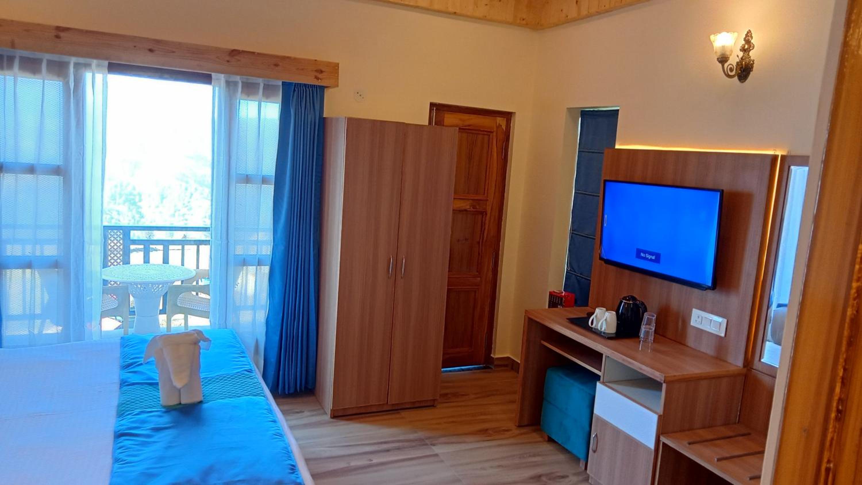 King Room with Mountain View