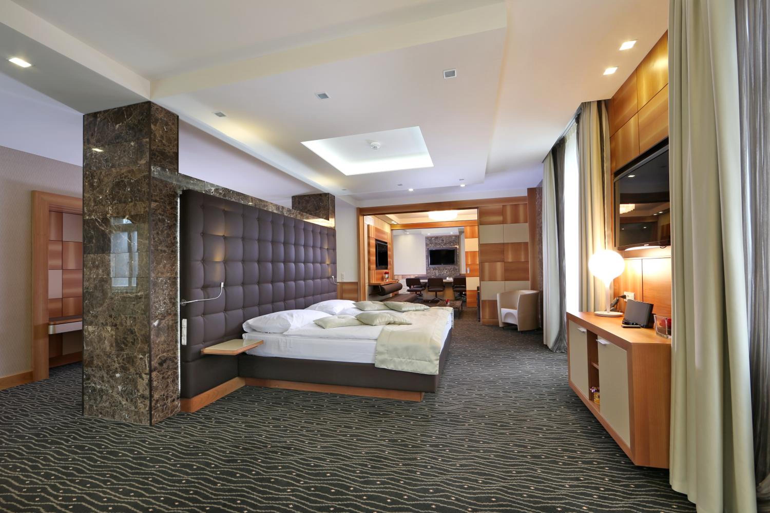 St.Gotthard Presidential Suite