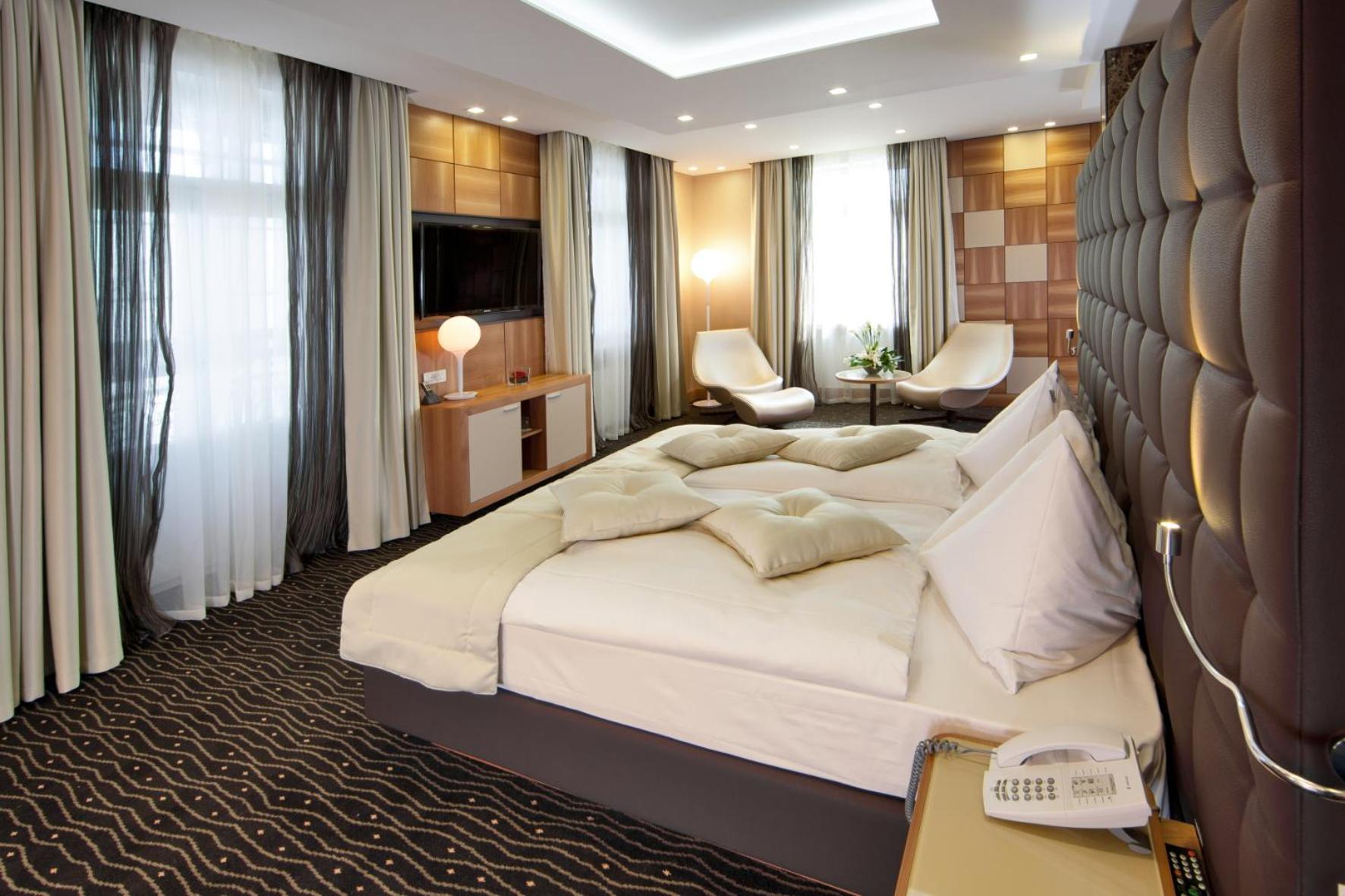 St.Gotthard Presidential Suite thumbnail 6