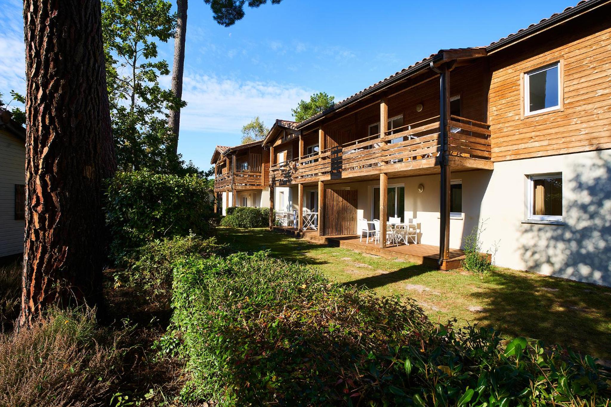 One-Bedroom Apartment with Terrace or Balcony (2 People) photo 3
