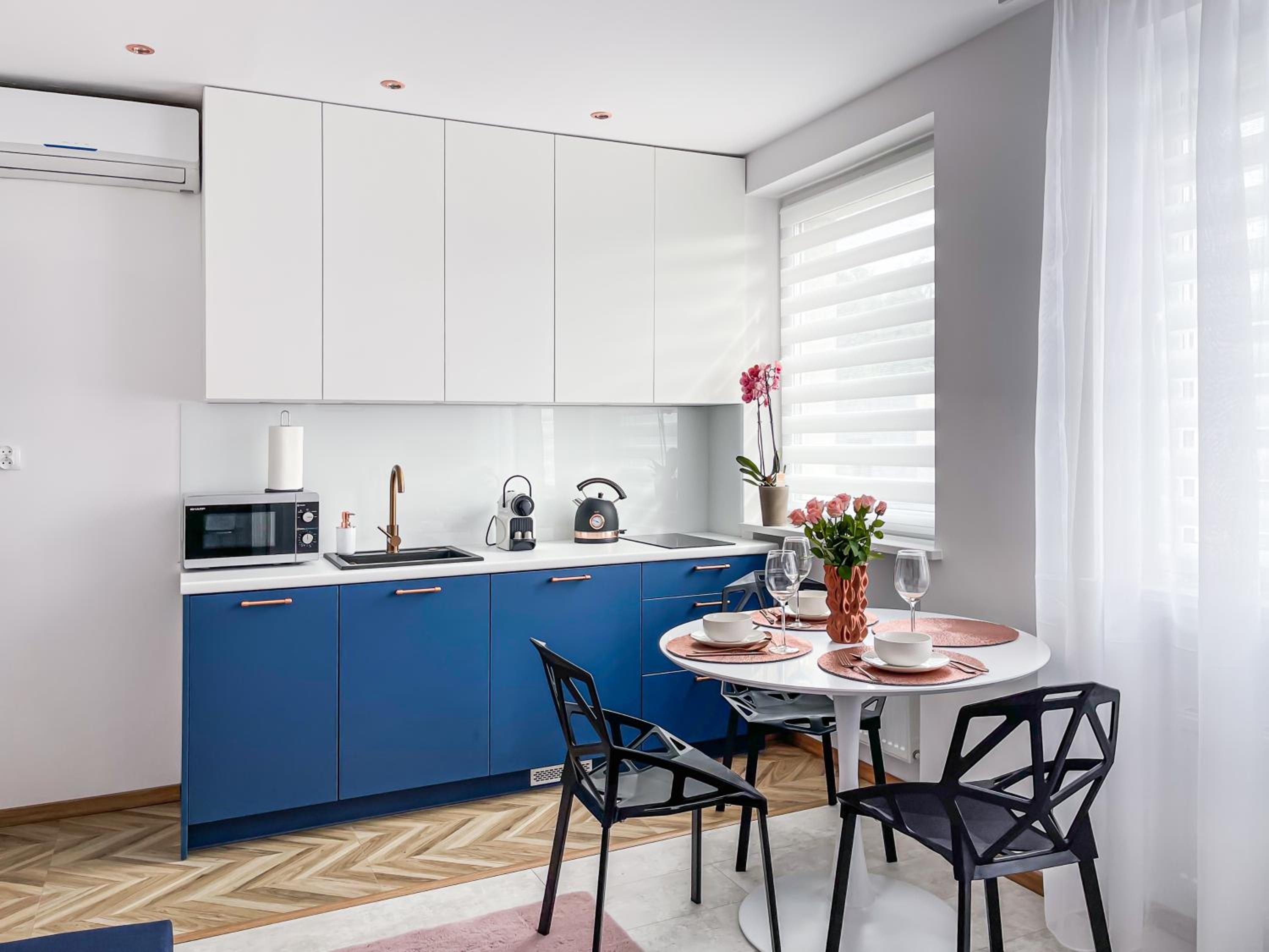 Apartment - Photo 2