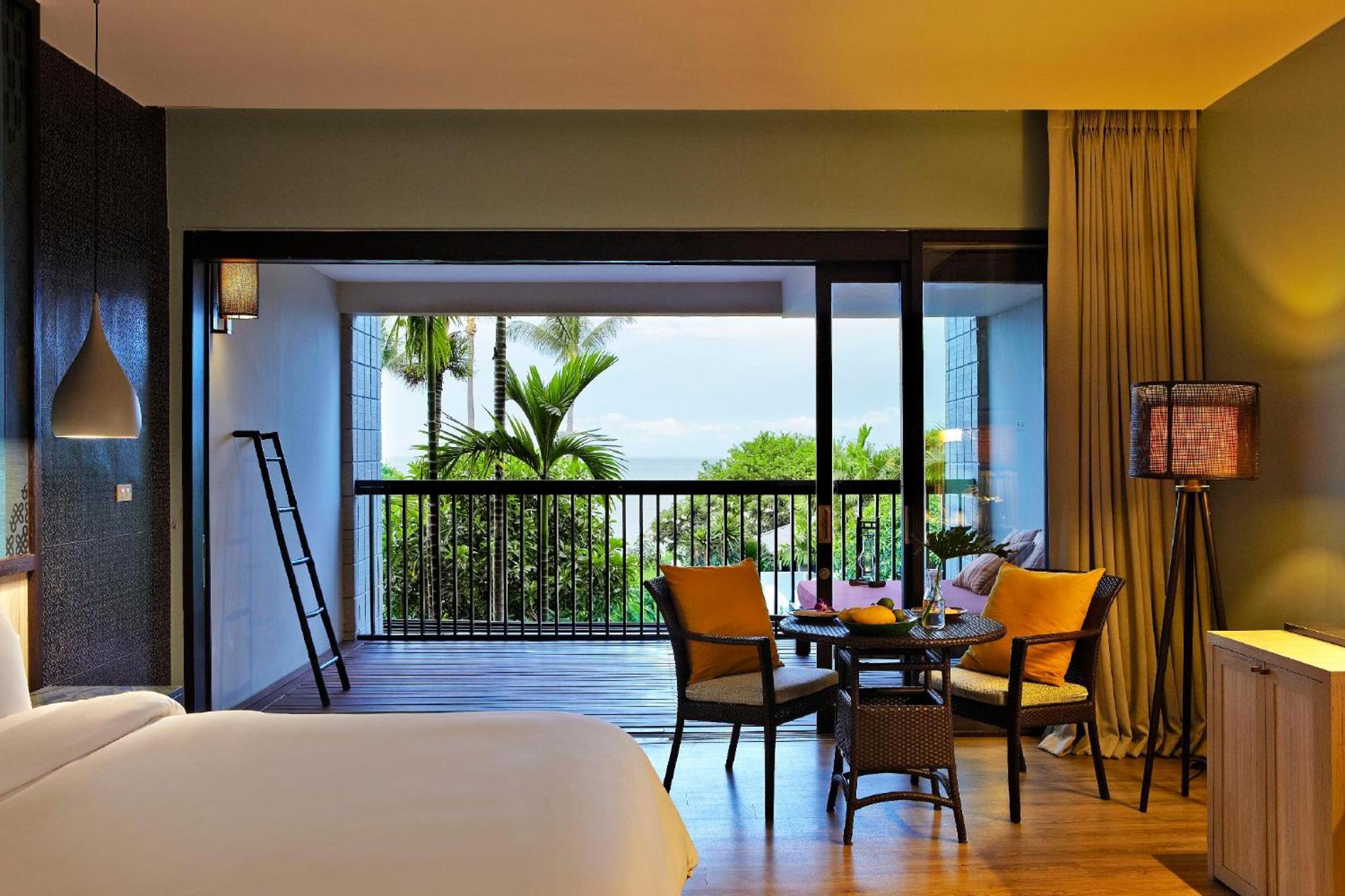 Luxury Suite - Photo 5