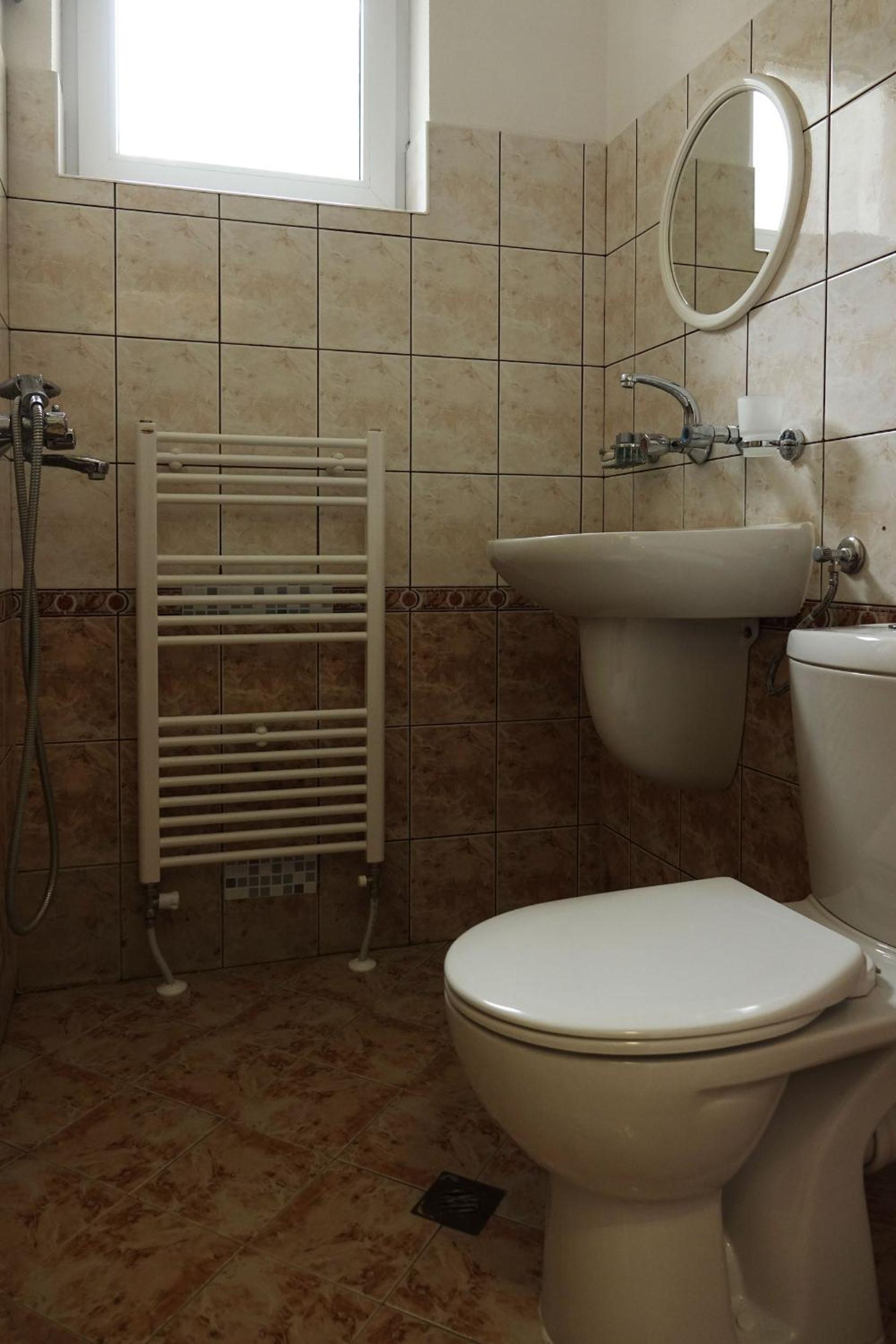 Double Room with Extra Bed photo 2