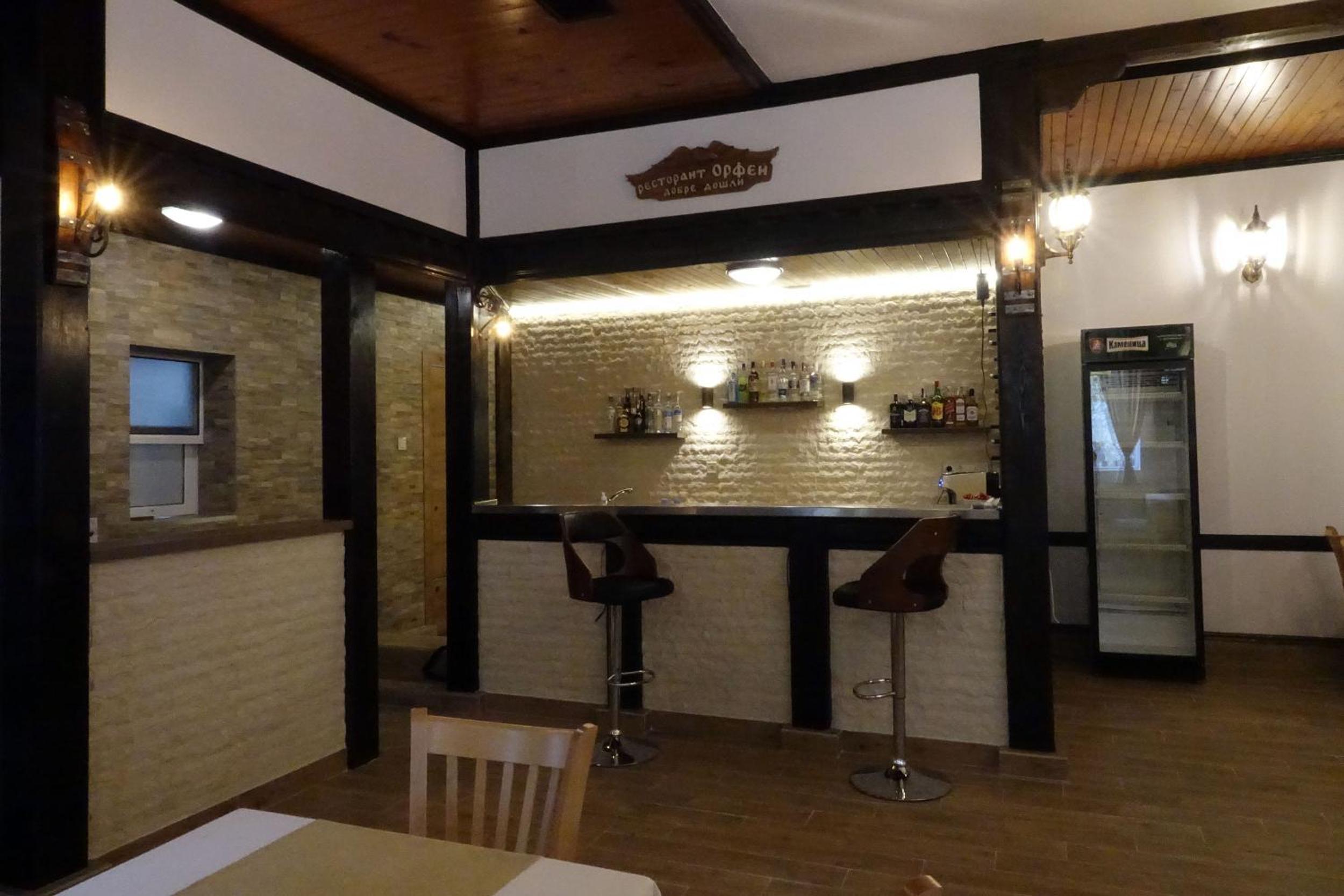 Two-Bedroom Apartment - Photo 3