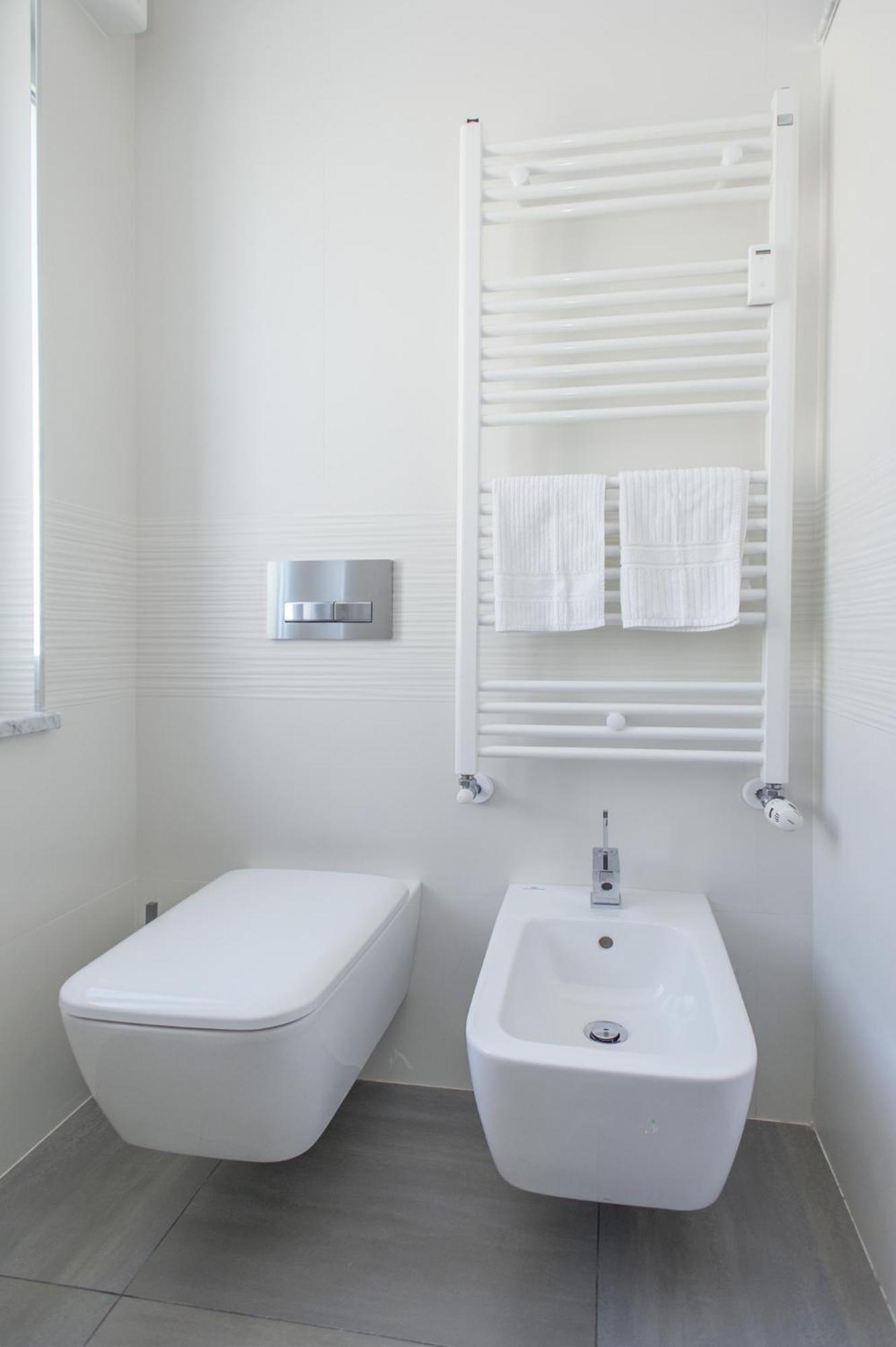 Deluxe Double Room with Sea View - Photo 16